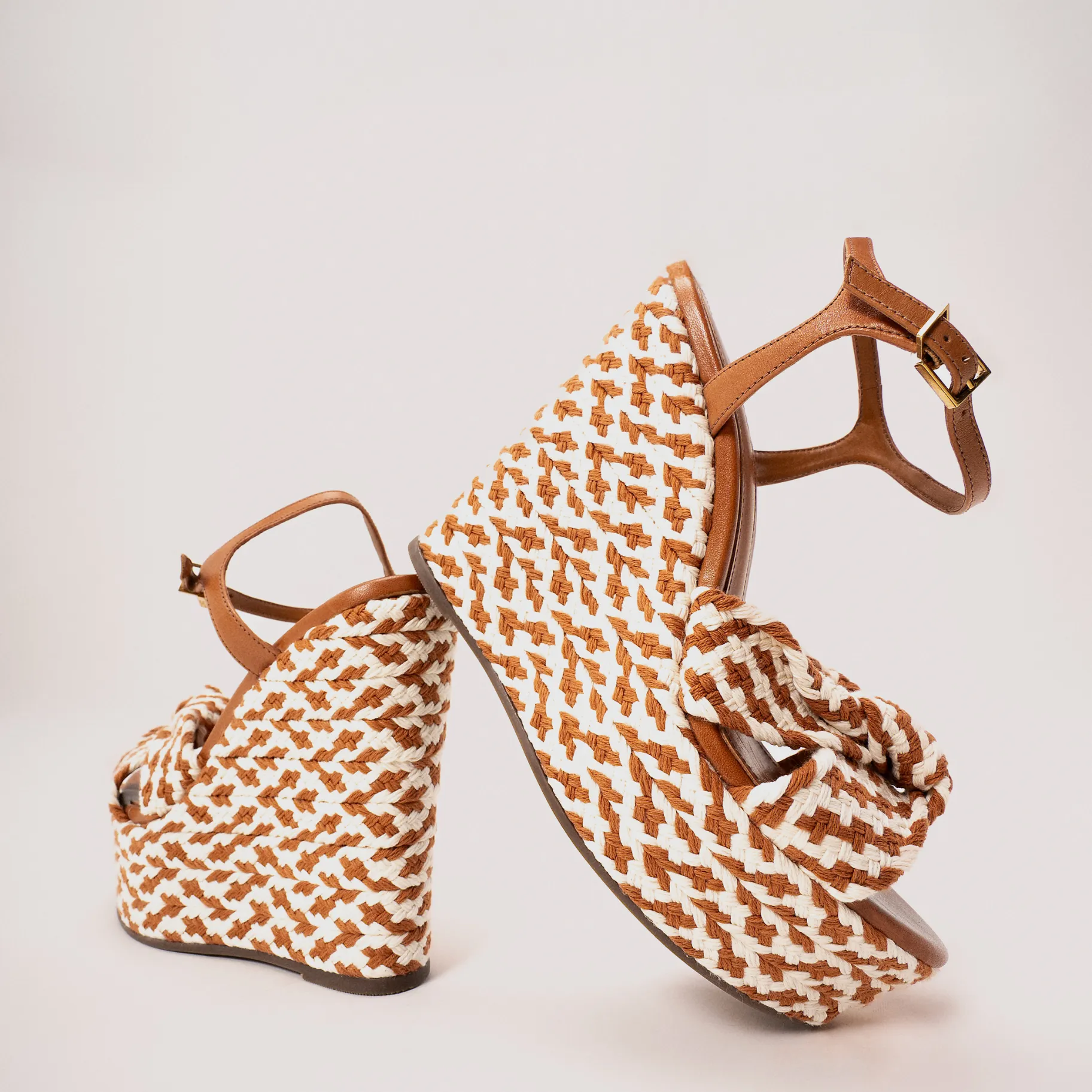 Cass Platform Sandal sold by SCHUTZ product image thumbnail 5