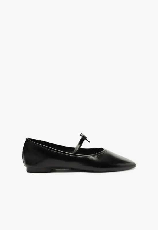 Nancy Soft Leather Flat made by SCHUTZ