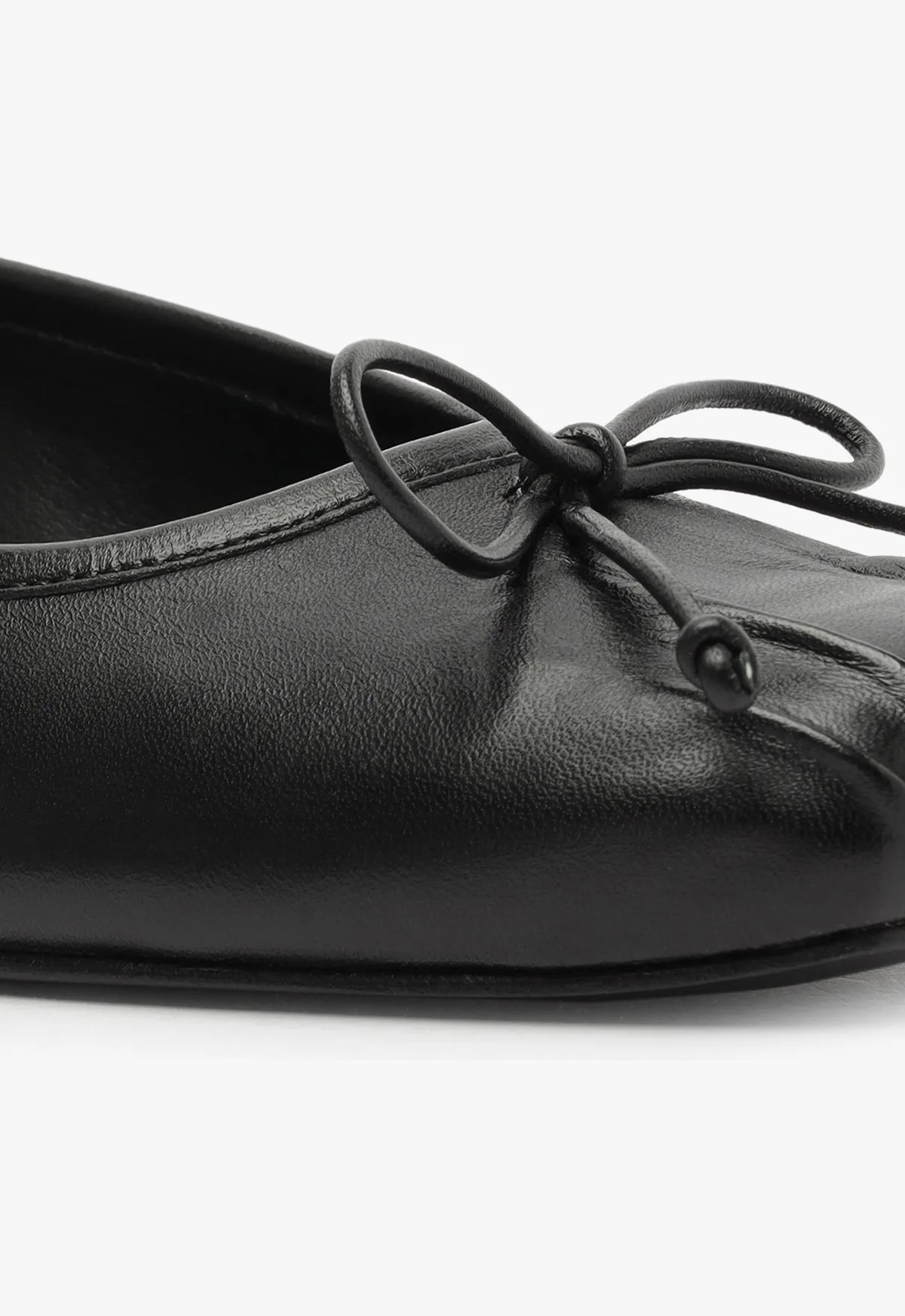 Arissa Draped Ballet Flat sold by SCHUTZ product image thumbnail 5