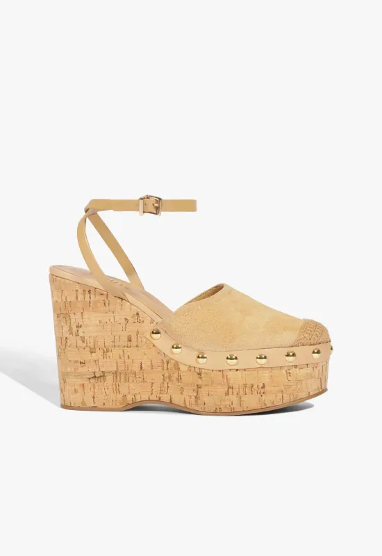 Kayana Pump sold by SCHUTZ