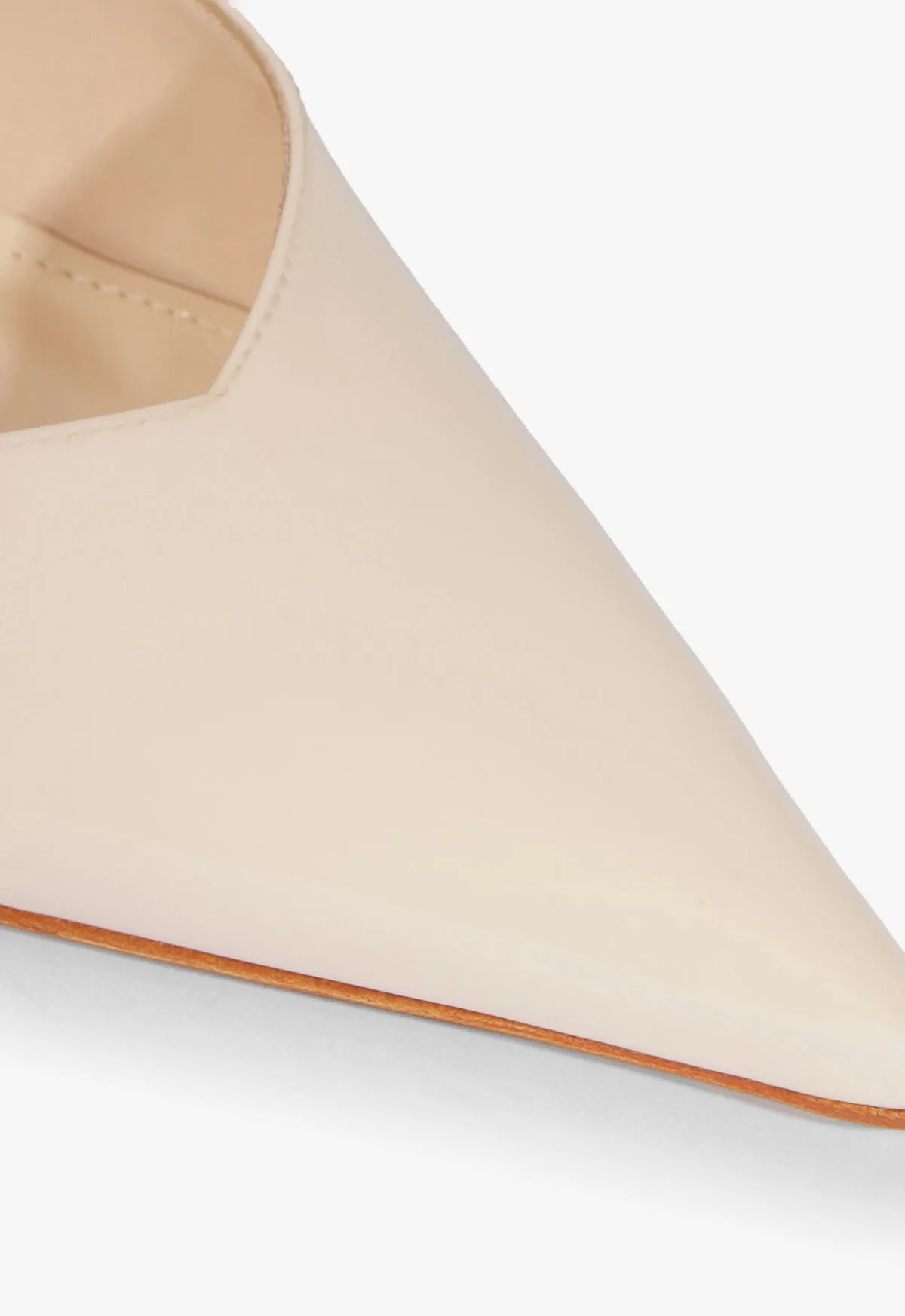 Lexi Lo Patent Pump sold by SCHUTZ product image thumbnail 5