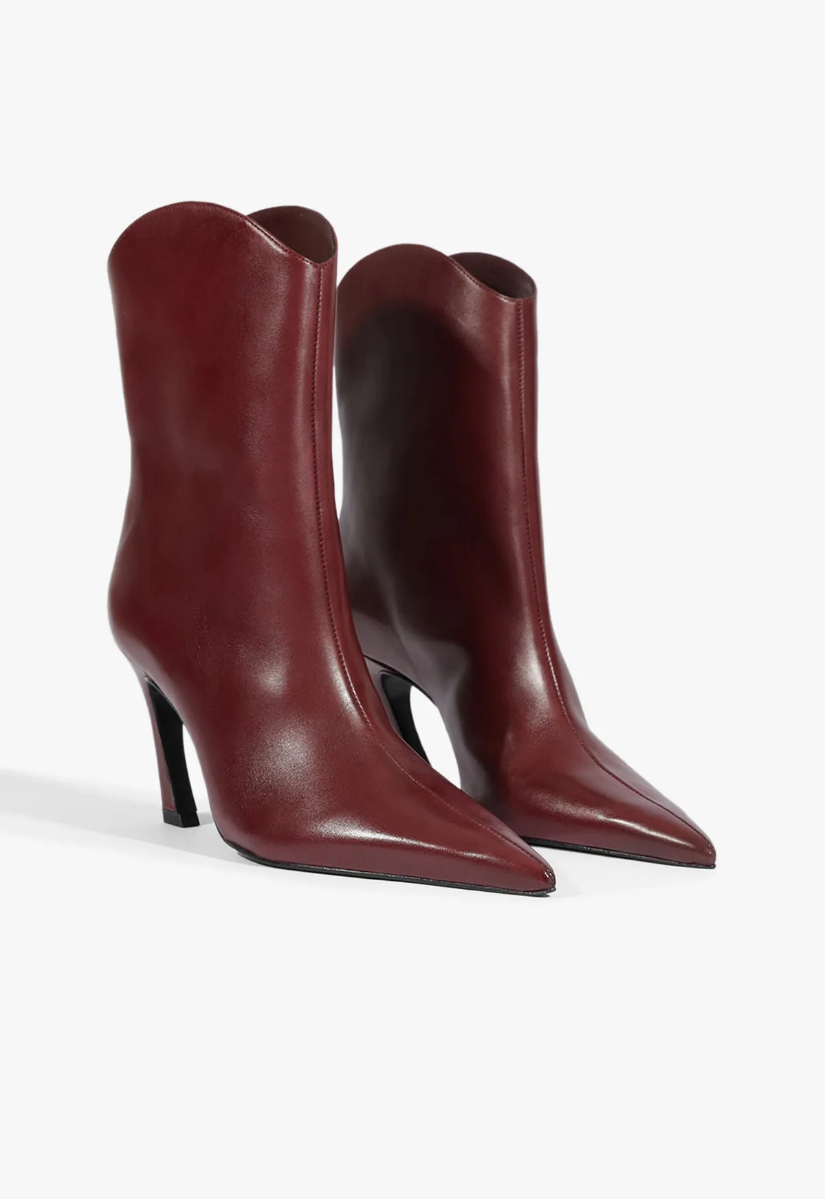 Maryann Curve Leather Bootie sold by SCHUTZ product image thumbnail 2