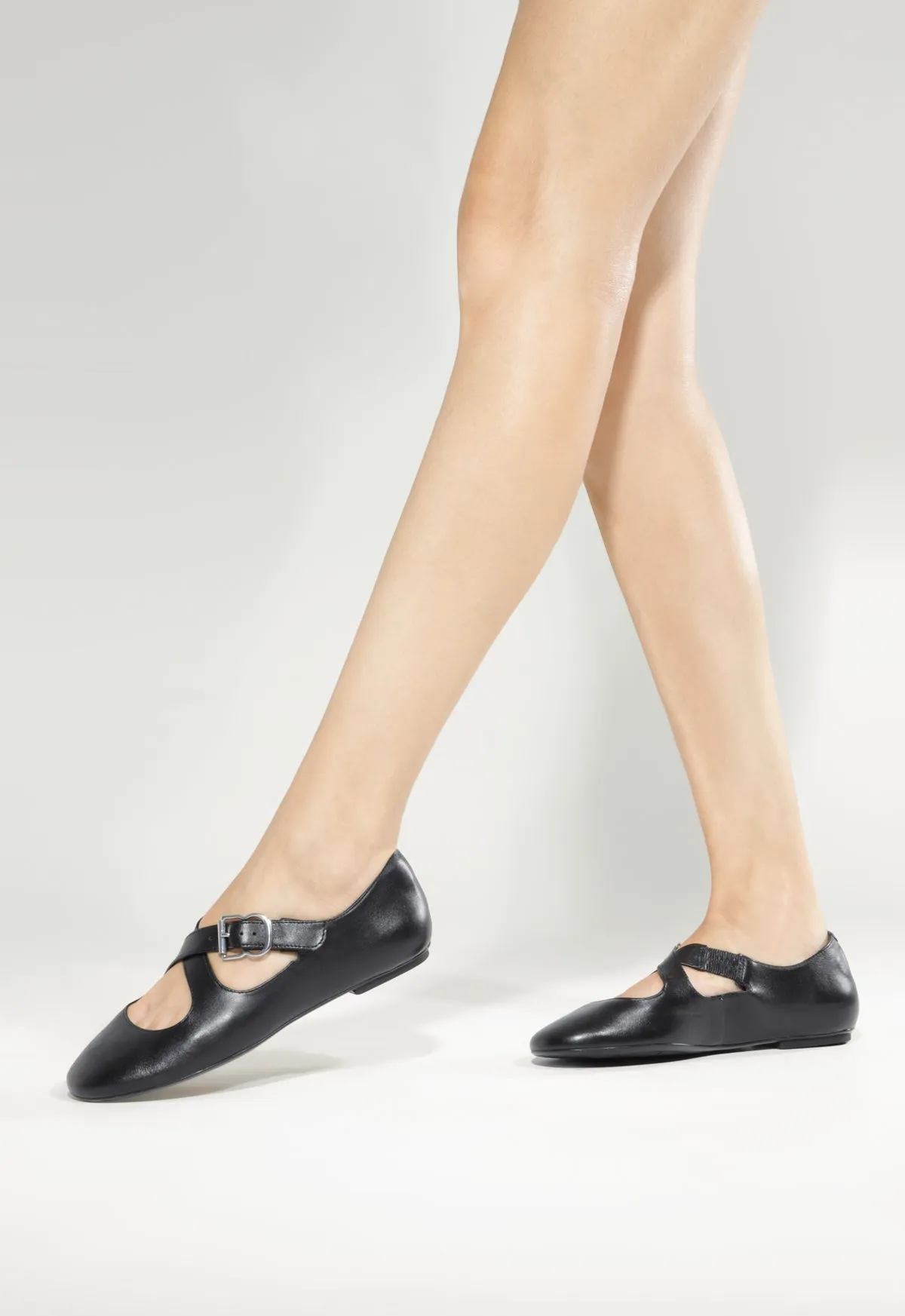 Molly Leather Ballet Flat sold by SCHUTZ product image thumbnail 2