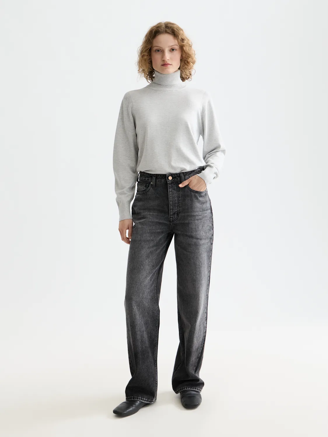 Roll neck relaxed pullover sold by Scotch & Soda product image thumbnail 4