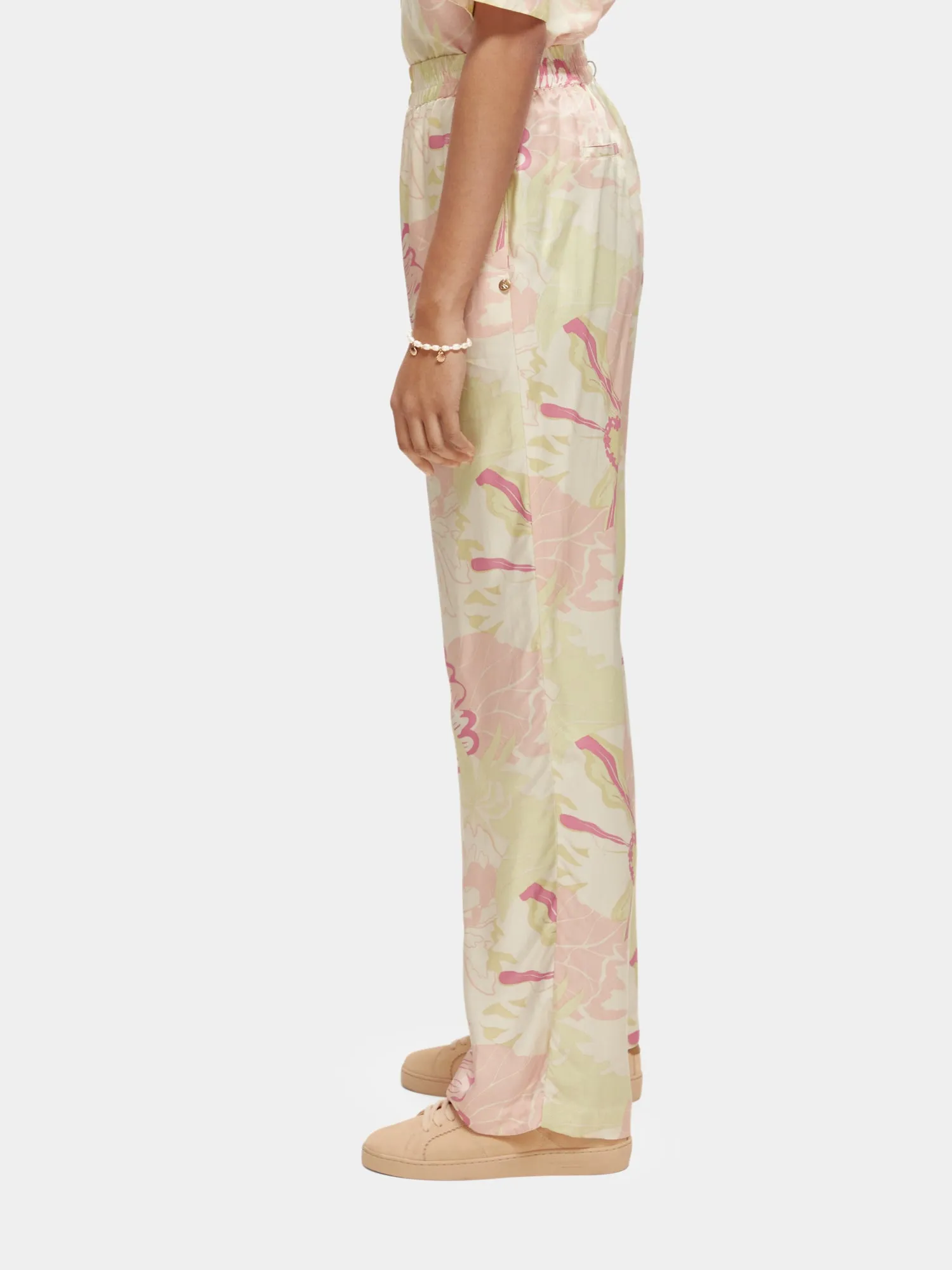 Gia wide fit pants sold by Scotch & Soda product image thumbnail 4