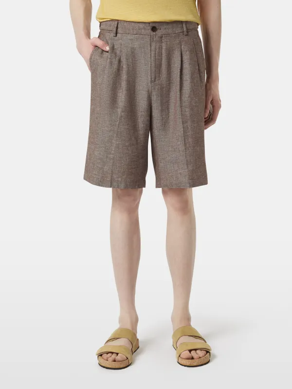 Pleated shorts sold by Scotch & Soda