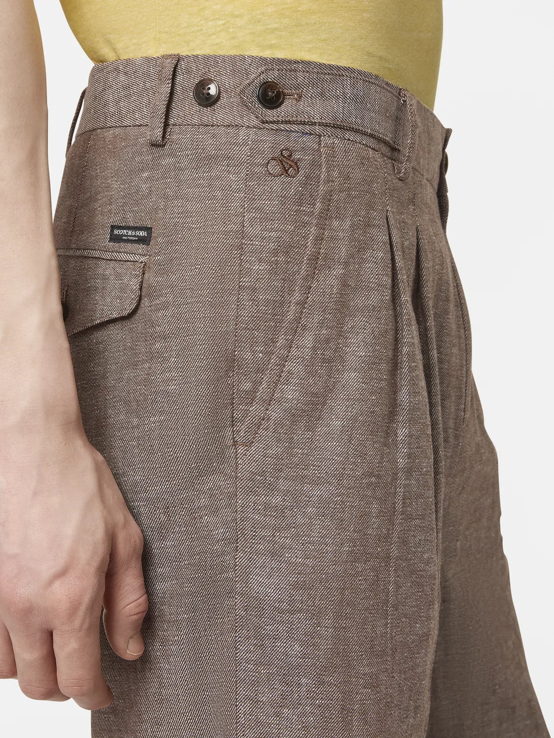Pleated shorts sold by Scotch & Soda product image thumbnail 5
