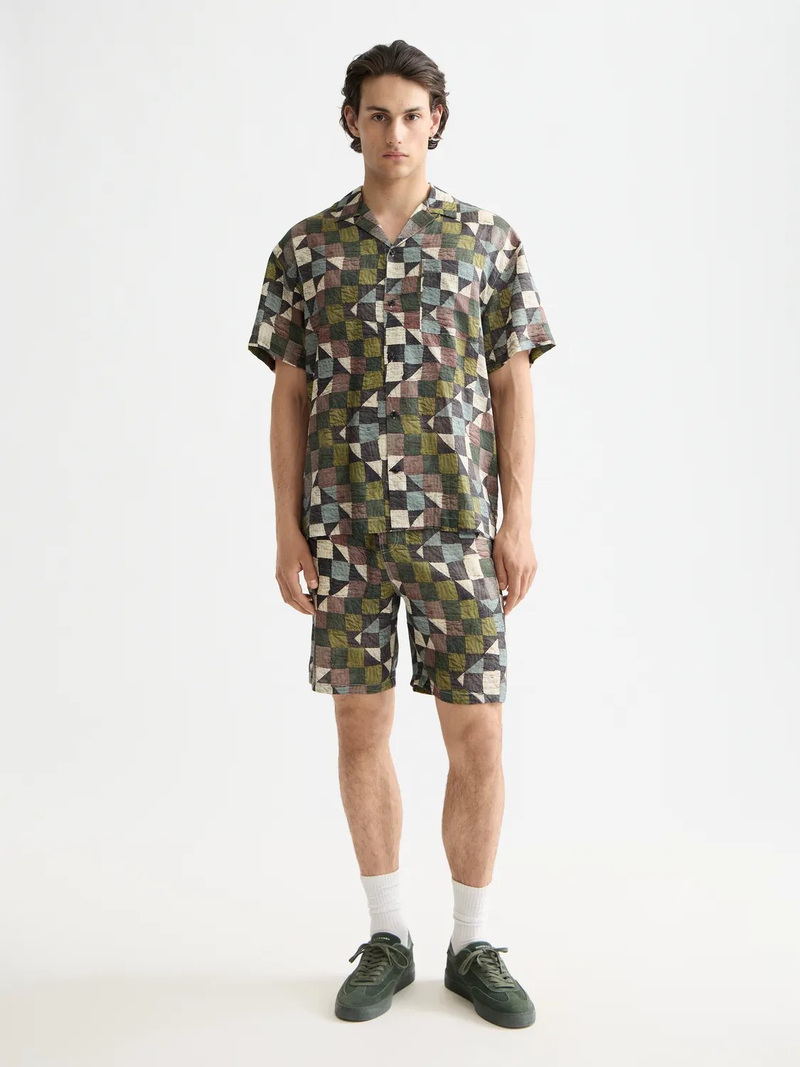 Fave printed shorts sold by Scotch & Soda product image thumbnail 4