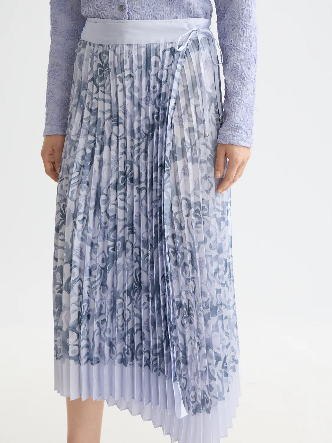 Asymmetrical pleated skirt sold by Scotch & Soda product image thumbnail 5