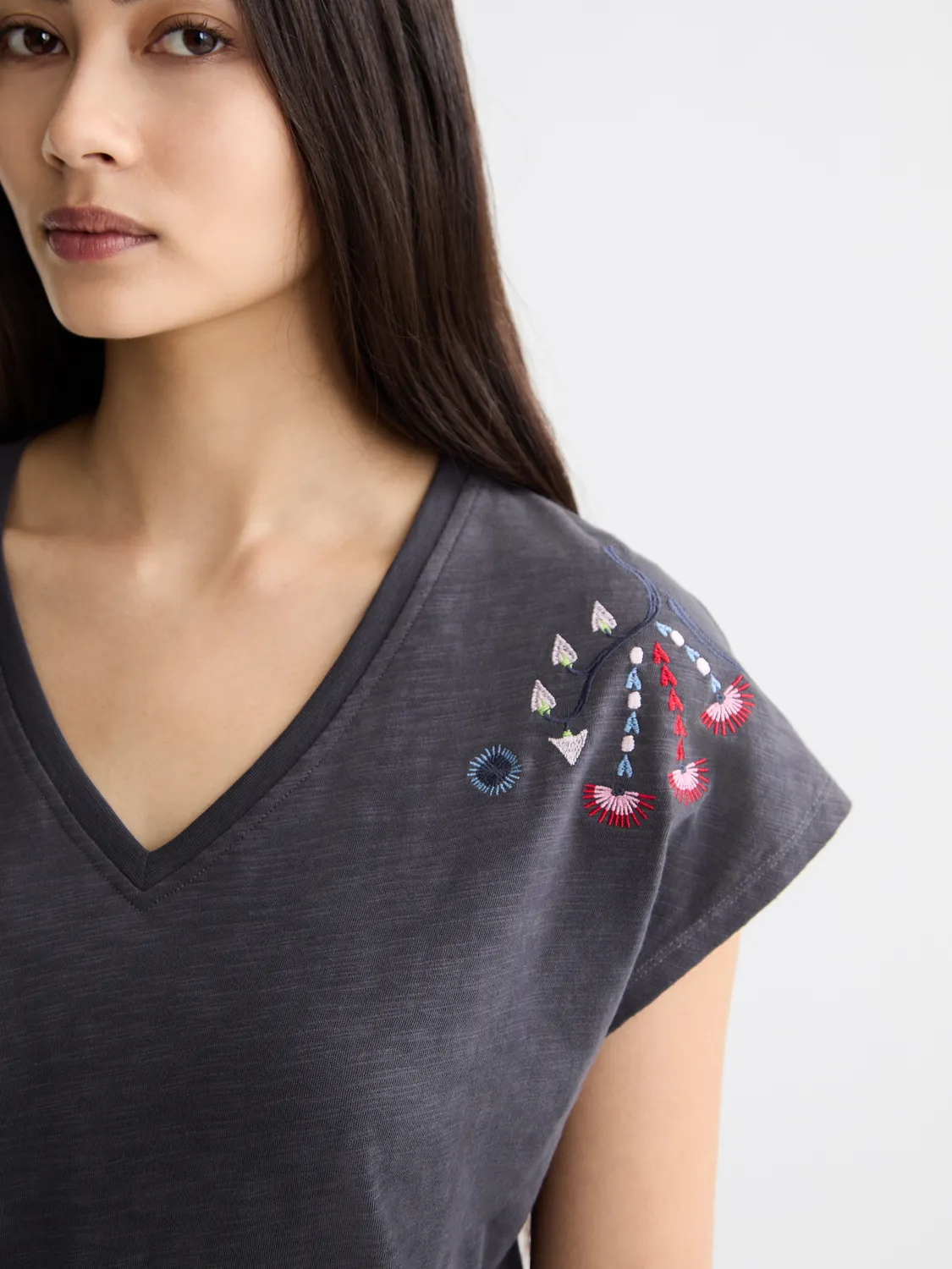 Embroidered v-neck t-shirt sold by Scotch & Soda product image thumbnail 5