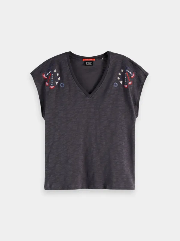 Embroidered v-neck t-shirt made by Scotch & Soda
