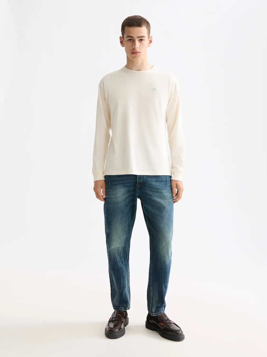 Logo long sleeved t-shirt sold by Scotch & Soda product image thumbnail 4