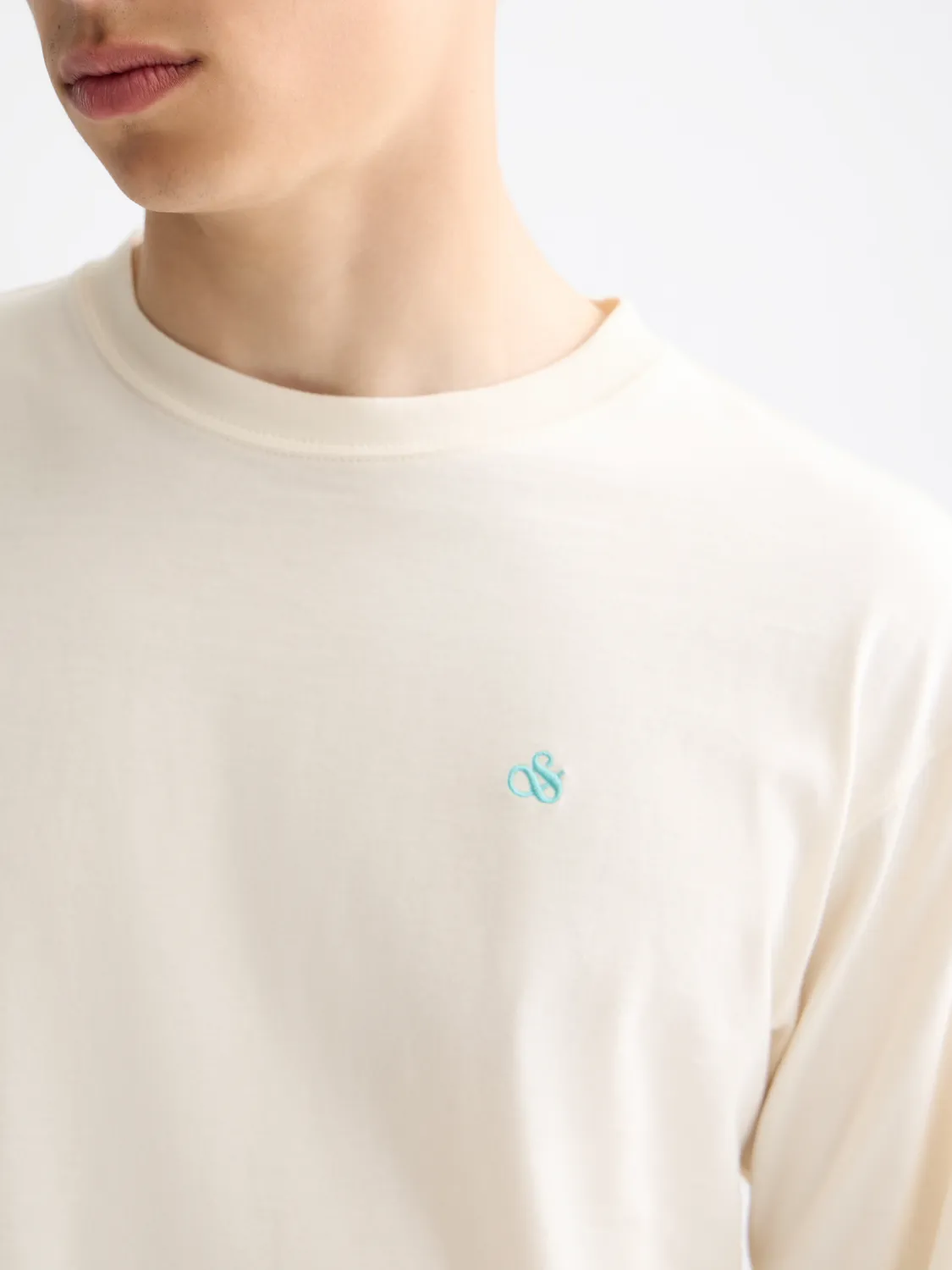 Logo long sleeved t-shirt sold by Scotch & Soda product image thumbnail 5
