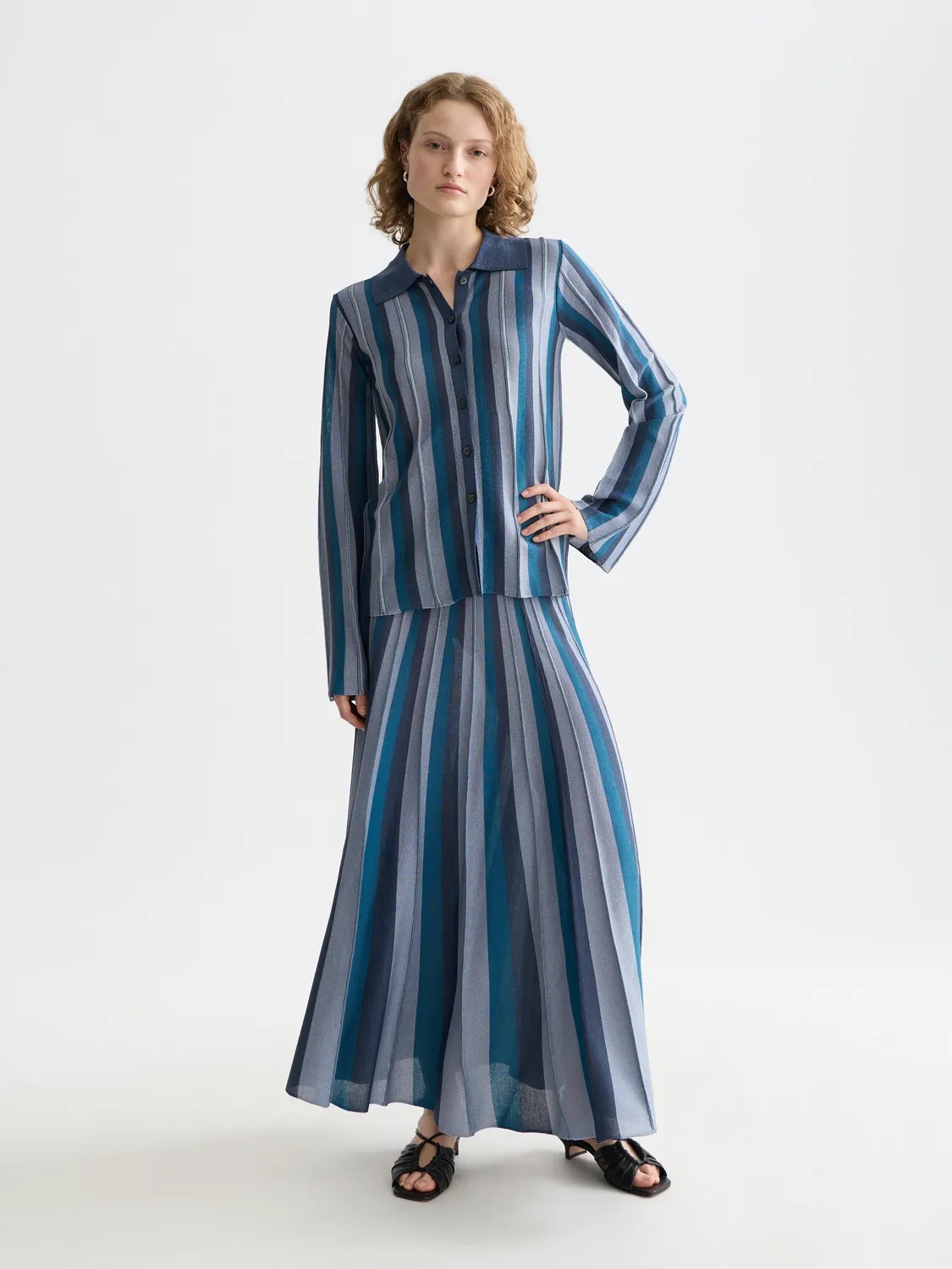 Collared cardigan sold by Scotch & Soda product image thumbnail 4