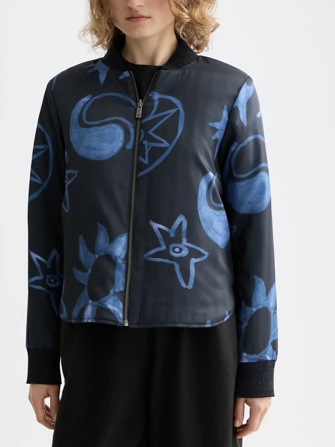 Reversible quilted bomber sold by Scotch & Soda product image thumbnail 5