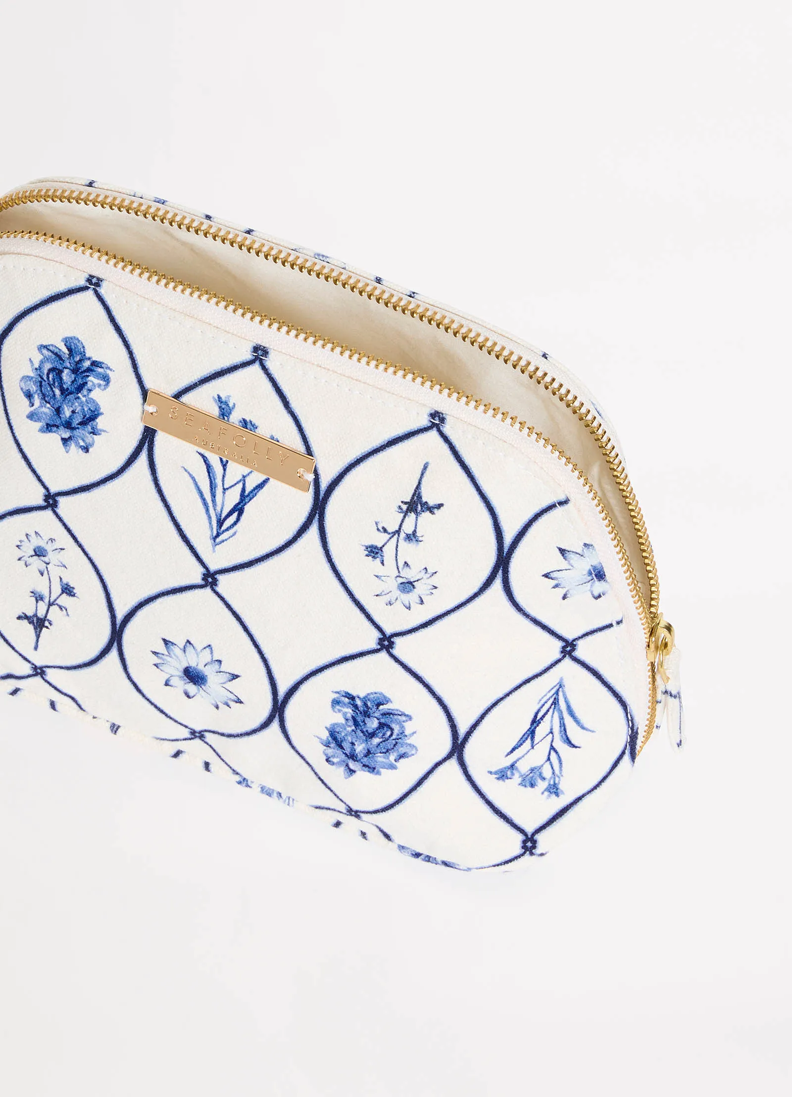 Marbella Pouch Bag - White sold by Seafolly product image thumbnail 4