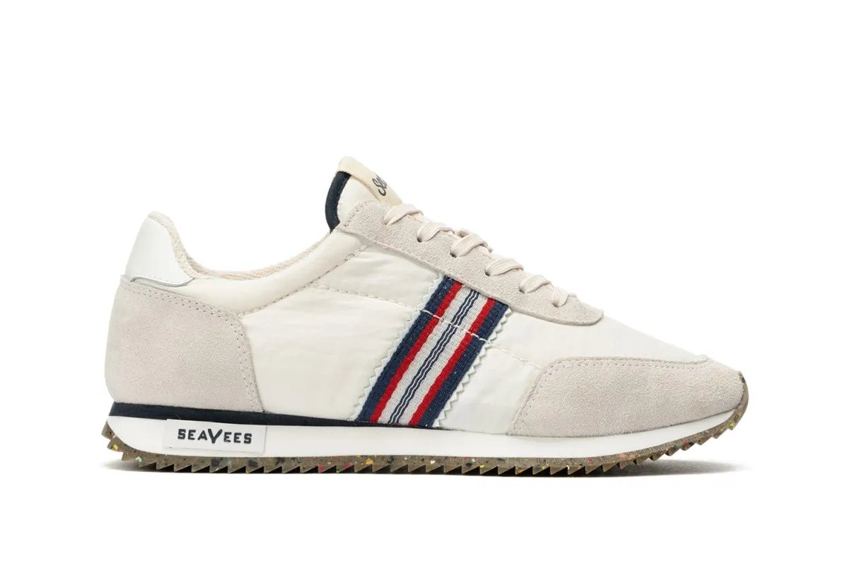 Mens - Royal  Runner - White sold by SeaVees