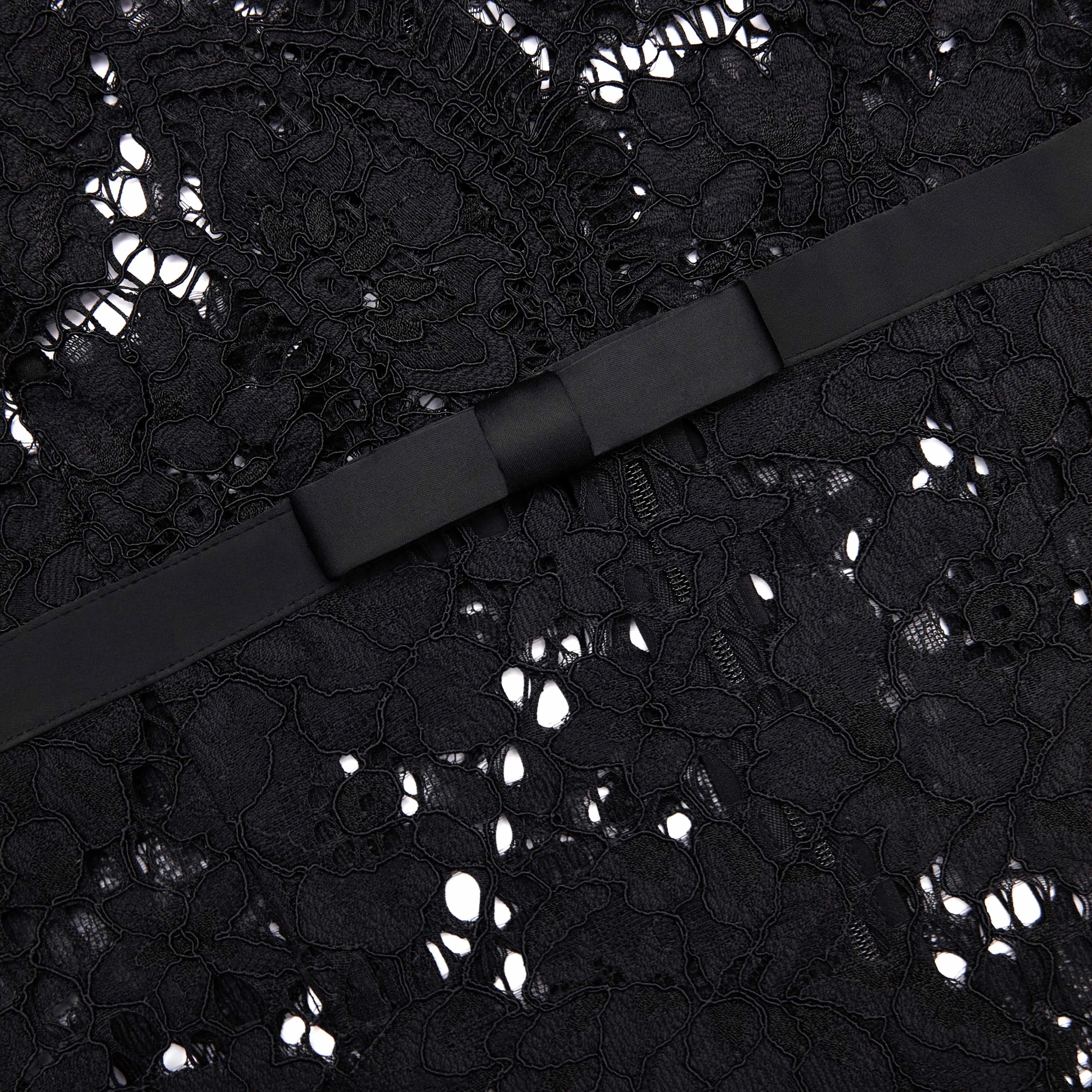 Black Floral Lace Midi Dress sold by Self-Portrait product image thumbnail 5