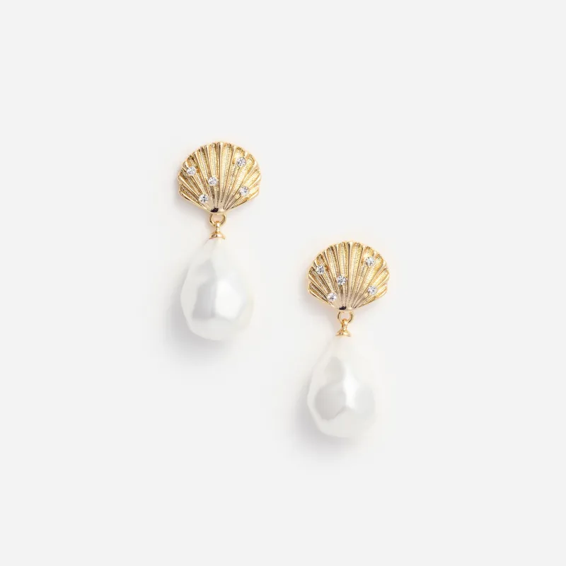 Tiered Shell Earrings made by Self-Portrait
