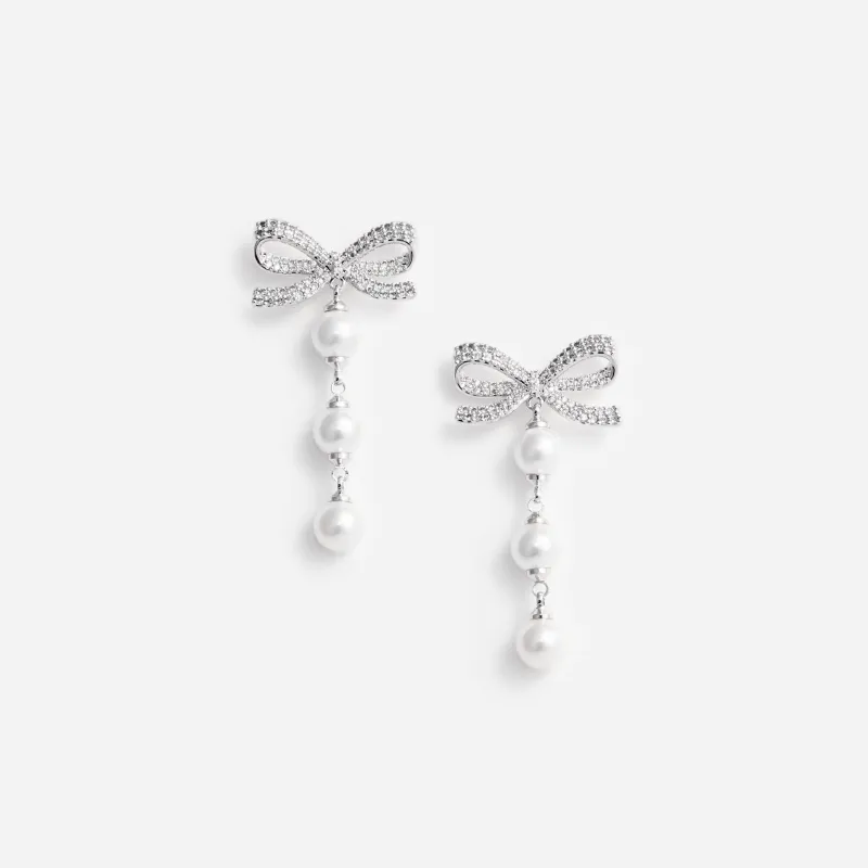 Bow Tiered Pearl Earrings made by Self-Portrait