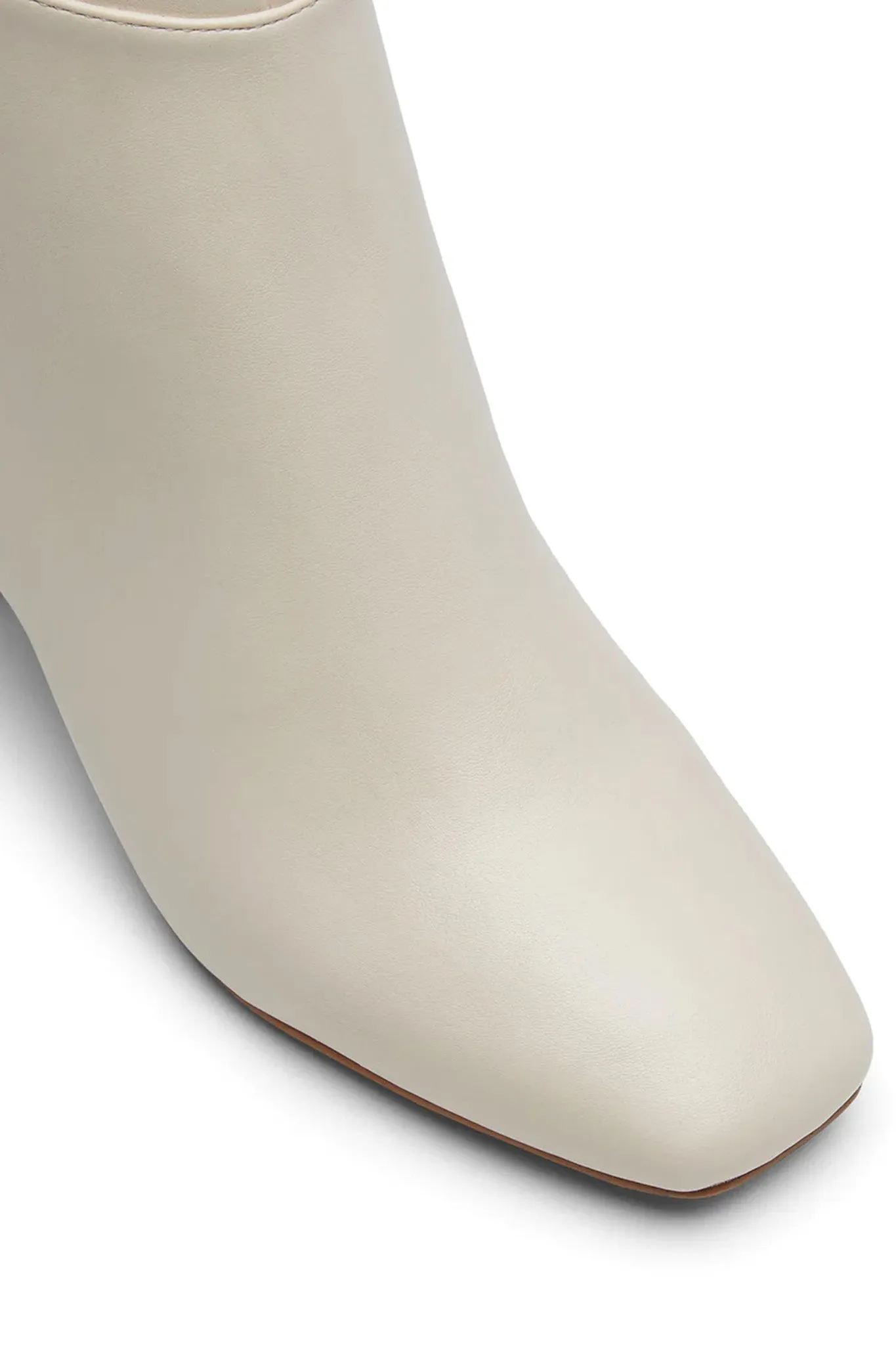 THERAPY Wolf Boot Vanilla sold by Selfie Leslie product image thumbnail 3