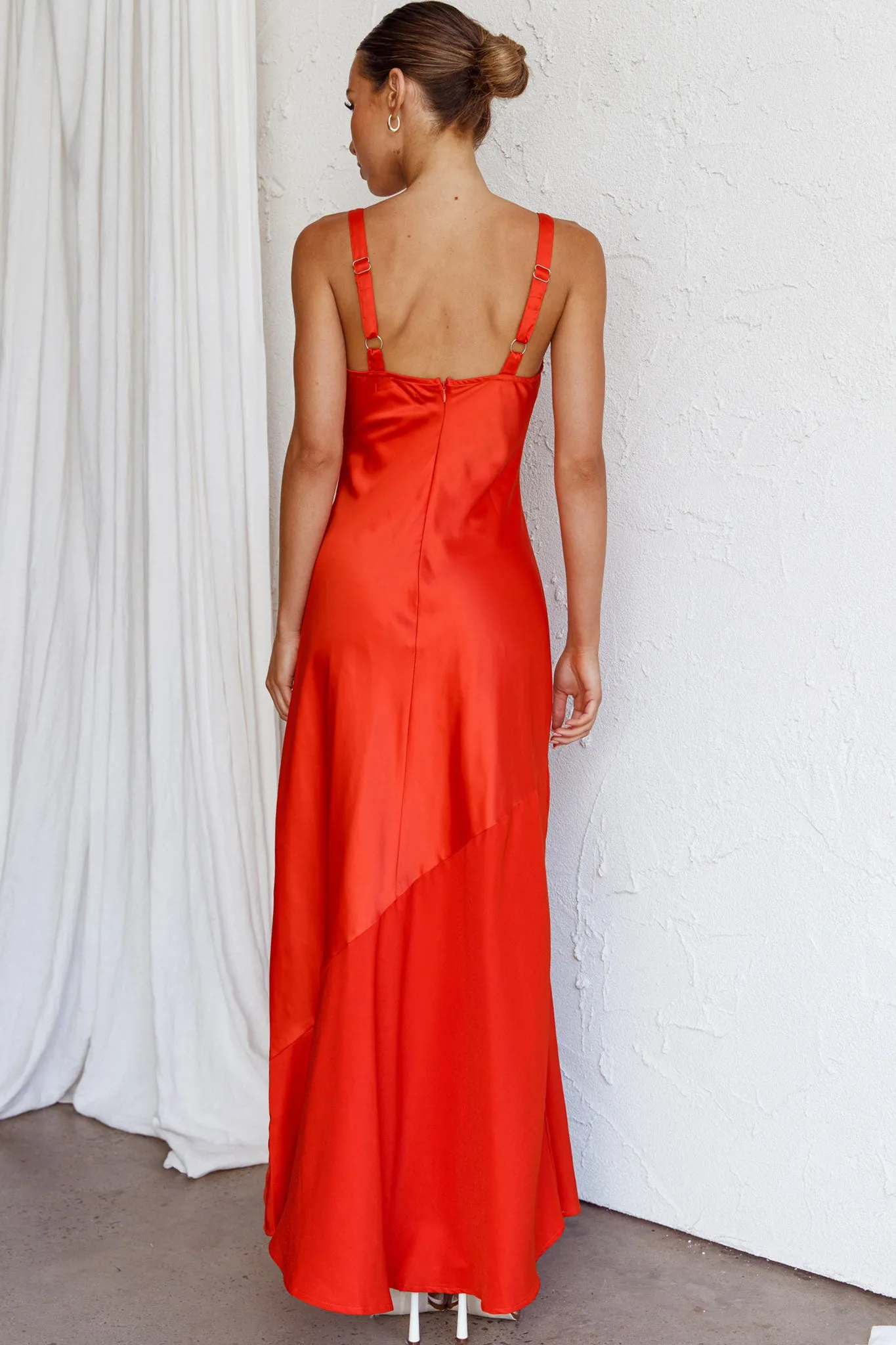 Front Row Scoop Neck Midi Dress Tangerine sold by Selfie Leslie product image thumbnail 2