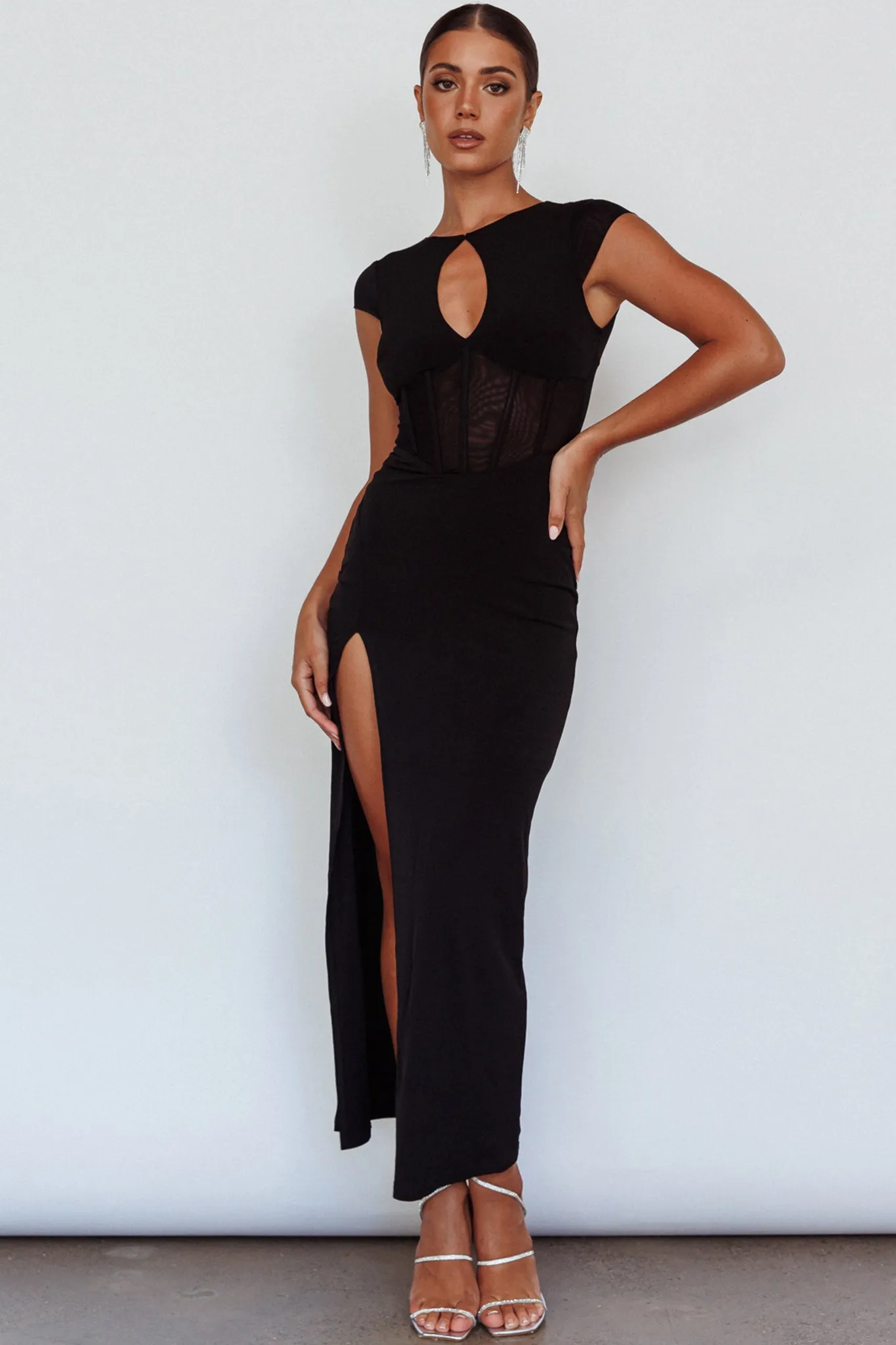 Capricorn Cap Sleeve Keyhole Maxi Dress Black | Parallel