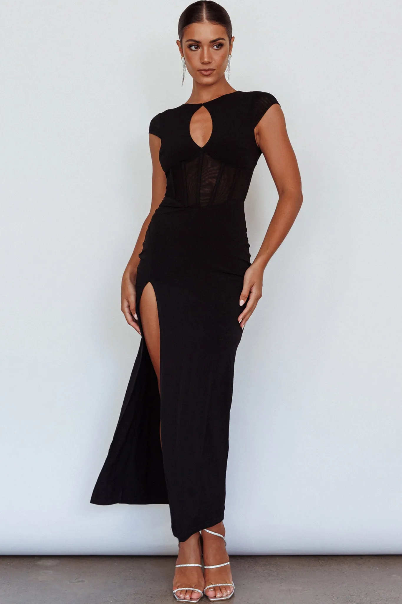 Capricorn Cap Sleeve Keyhole Maxi Dress Black | Parallel