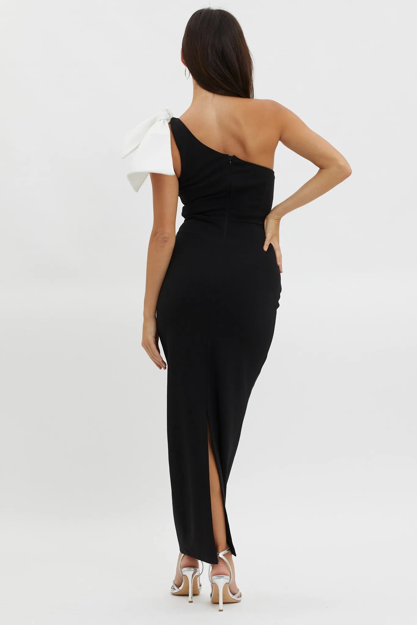 Tiffany One-Shoulder Bow Maxi Dress Black sold by Selfie Leslie product image thumbnail 2