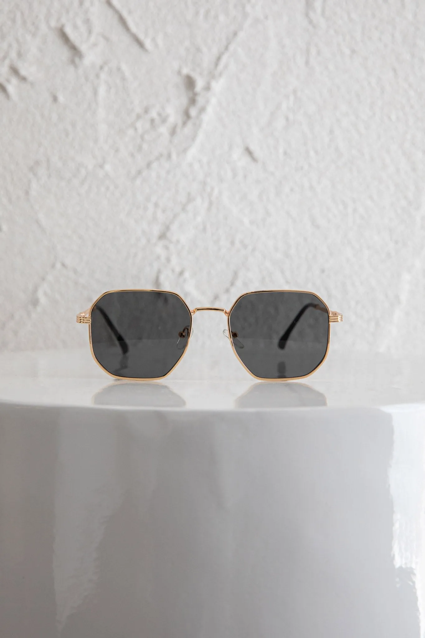 Sahara Aviator Sunglasses Black sold by Selfie Leslie product image thumbnail 3