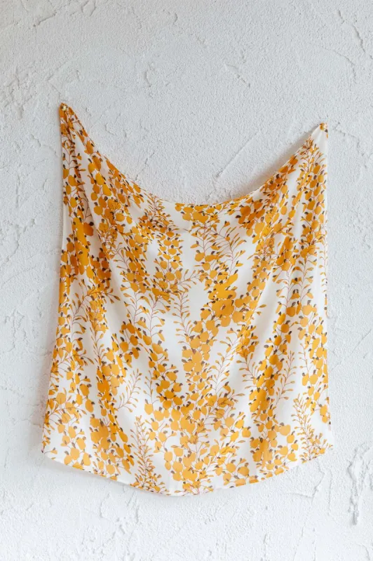 Sundaze Square Scarf Botanic Yellow made by Selfie Leslie