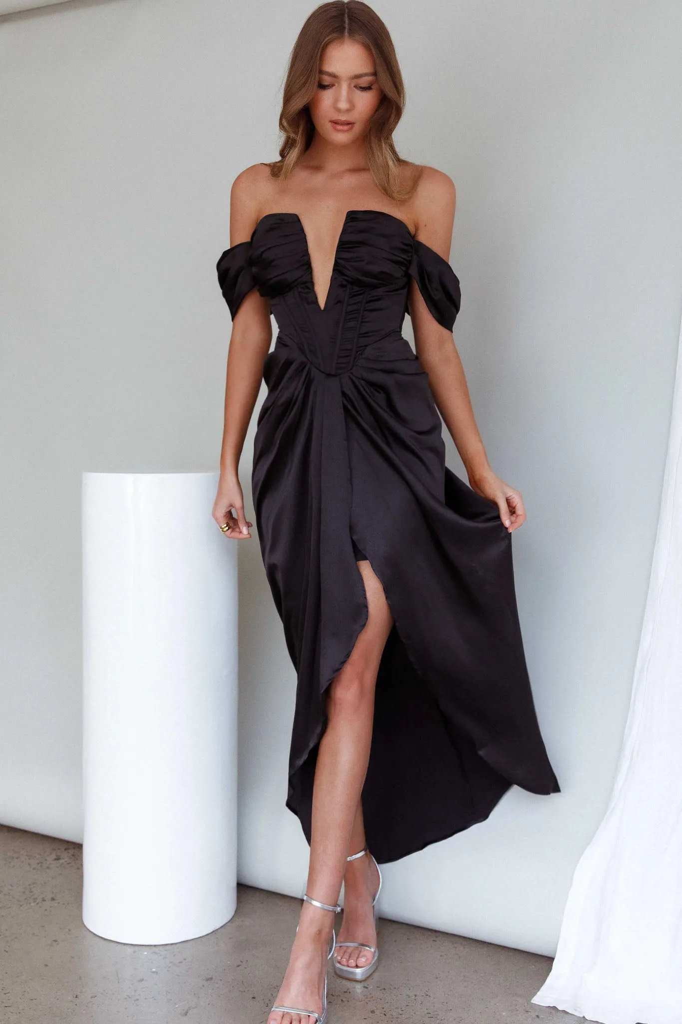Mariesa Plunging Neckline Dress Black sold by Selfie Leslie