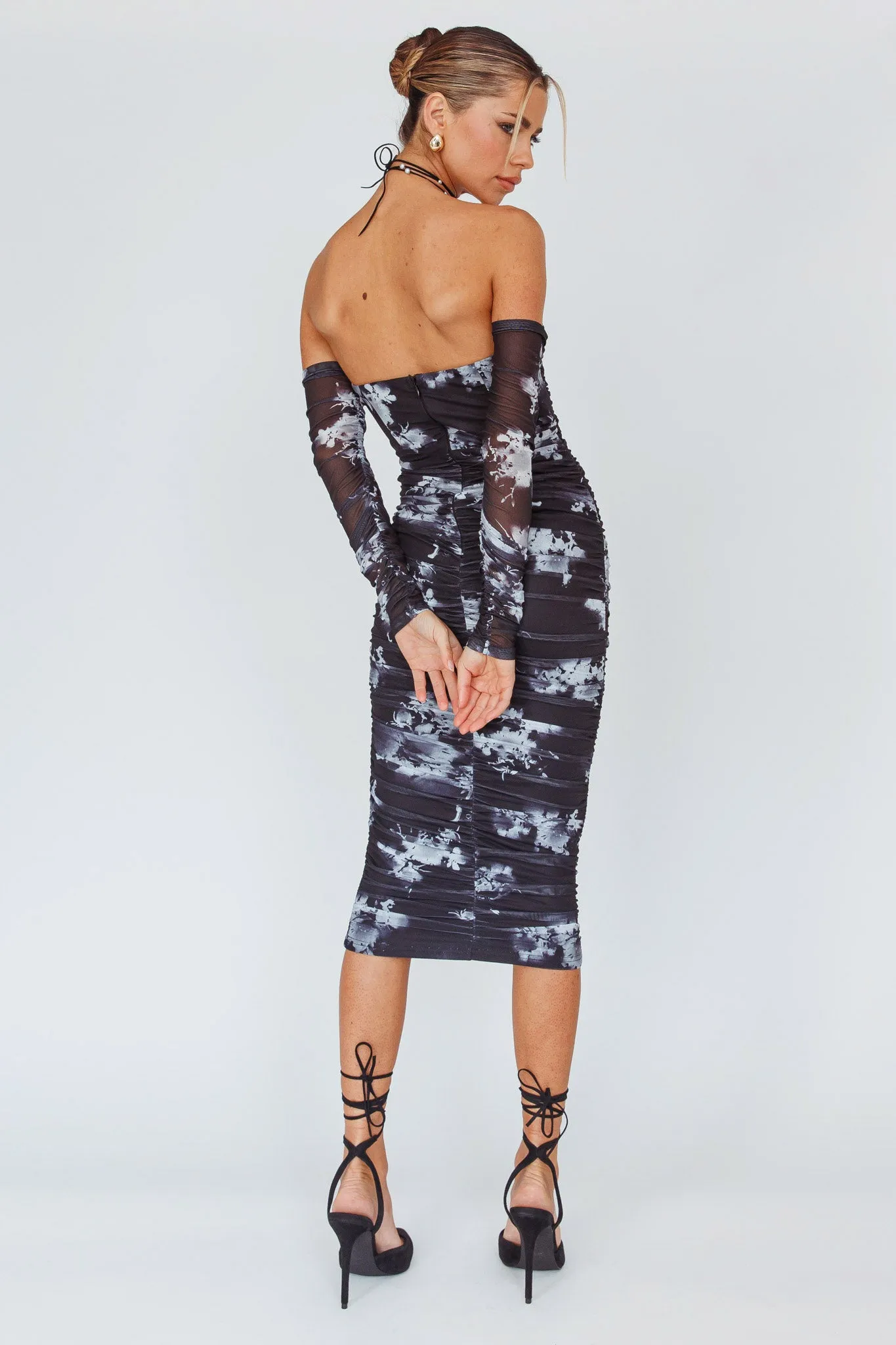 Cece Off-Shoulder Midi Dress Floral Black sold by Selfie Leslie product image thumbnail 2