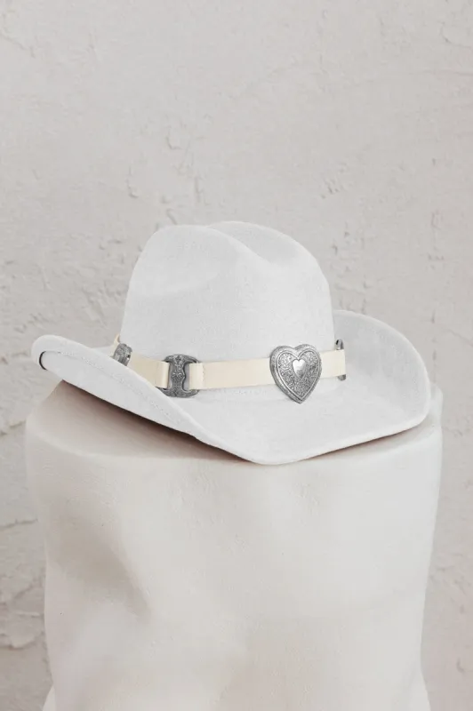 Longhorn Heart Decoration Cowboy Hat Ivory sold by Selfie Leslie