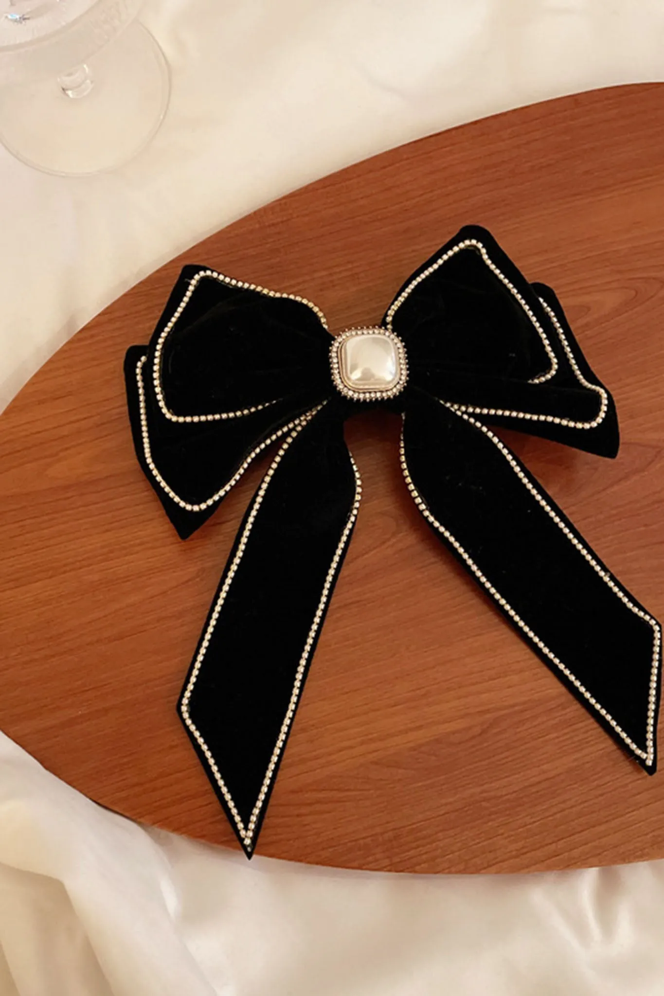 Evie Bow Hairclip Black sold by Selfie Leslie product image thumbnail 2