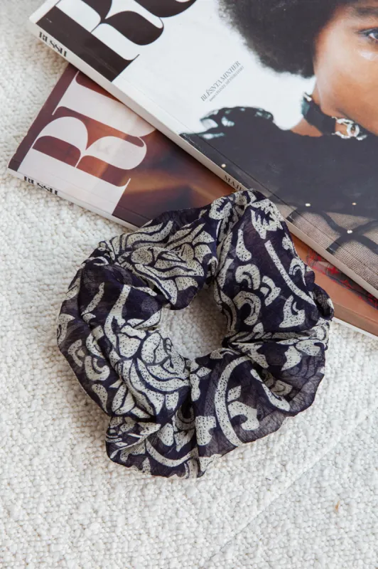 Chouchou Scrunchie Damask Ink sold by Selfie Leslie
