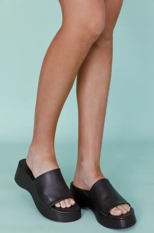 THERAPY Cindy Sandal Black sold by Selfie Leslie