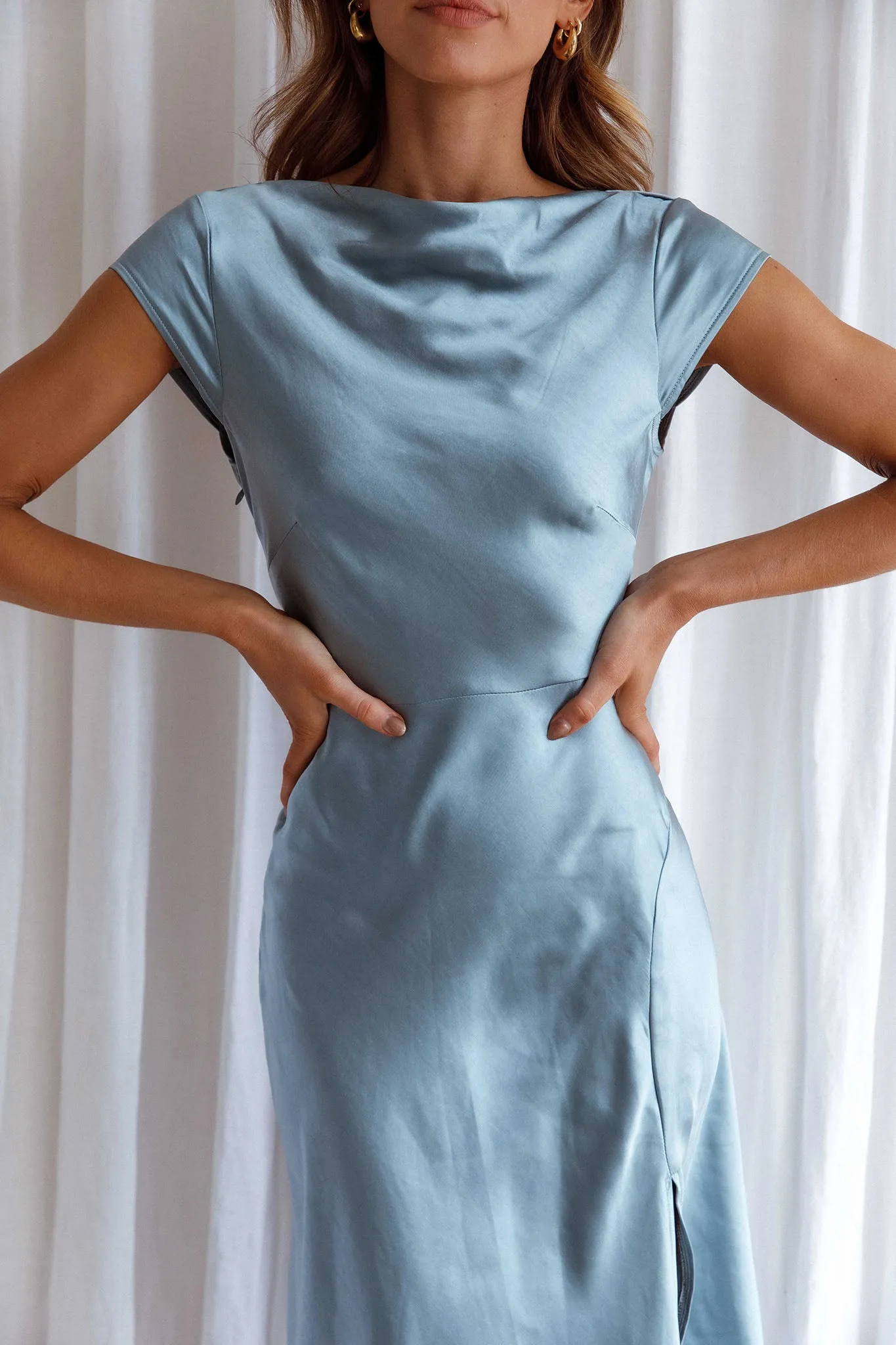 Lucinda Twist Back Midi Dress Blue sold by Selfie Leslie product image thumbnail 5