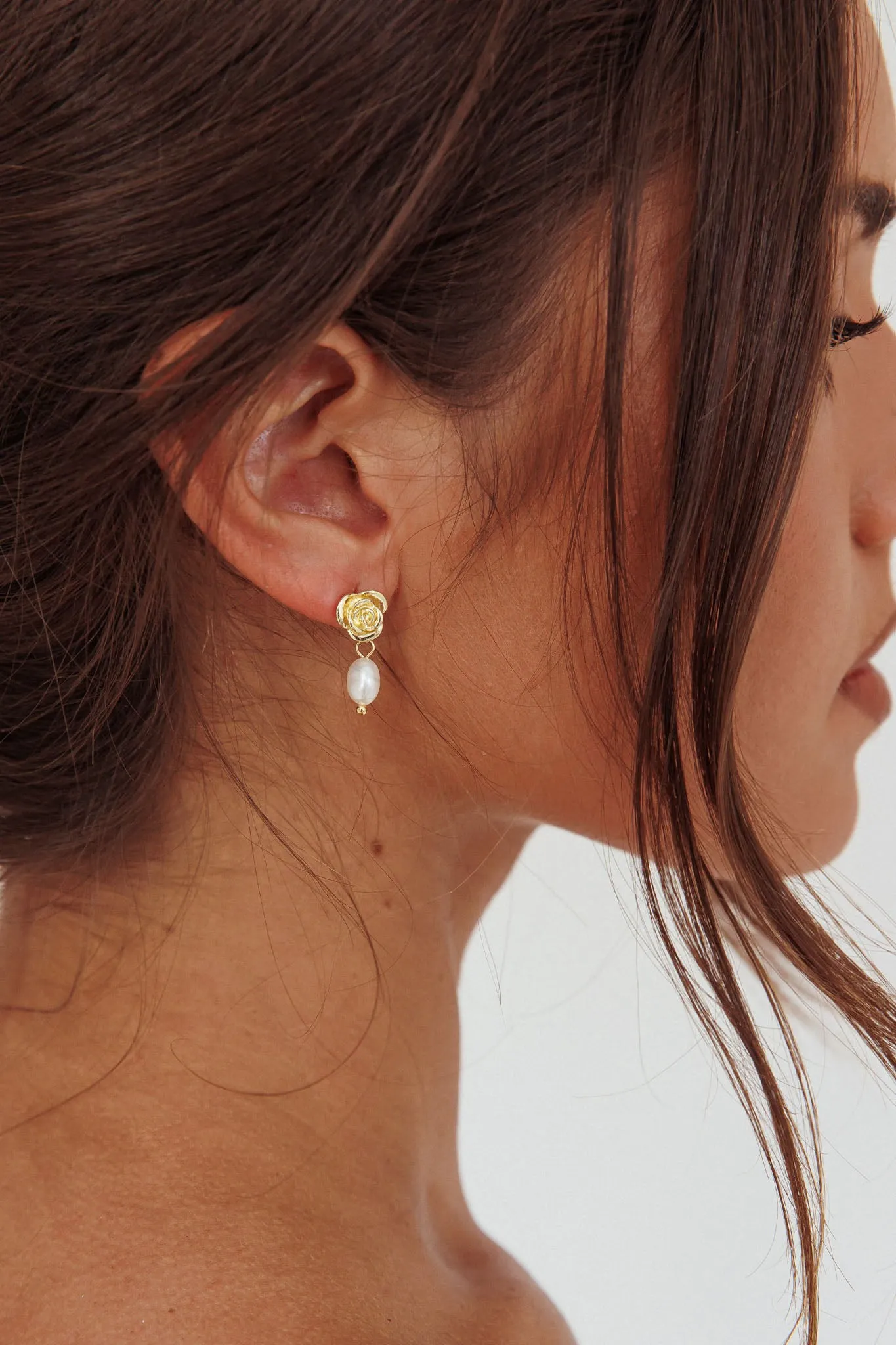 Le Jardin Flower Pearl Earrings Gold sold by Selfie Leslie product image thumbnail 3