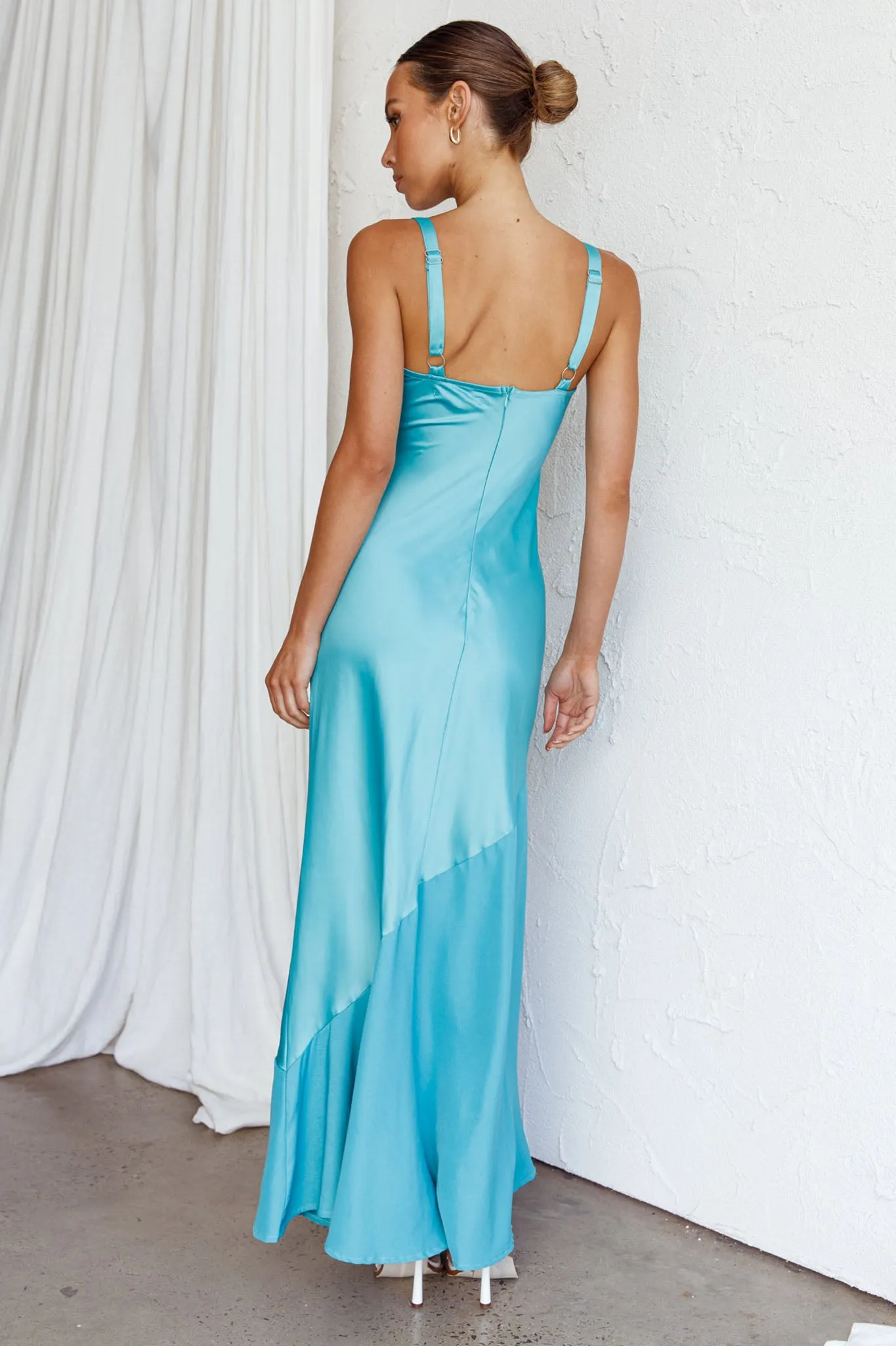 Front Row Scoop Neck Midi Dress Teal sold by Selfie Leslie product image thumbnail 2