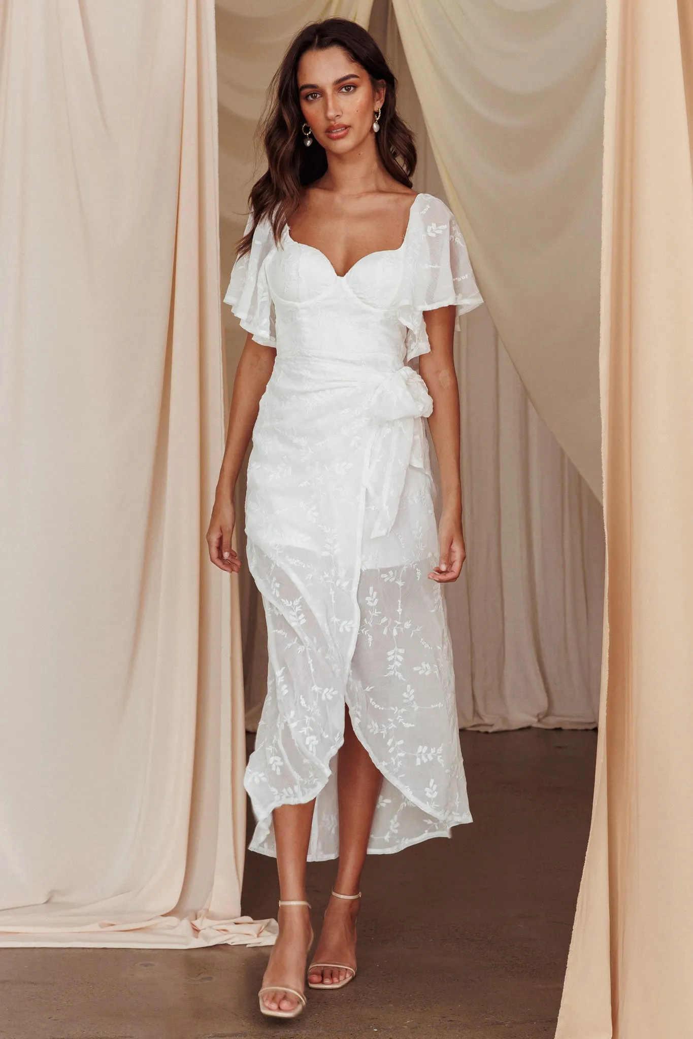 Aphrodite Molded Bust Angel Sleeve Midi Dress Floral White sold by Selfie Leslie product image thumbnail 5