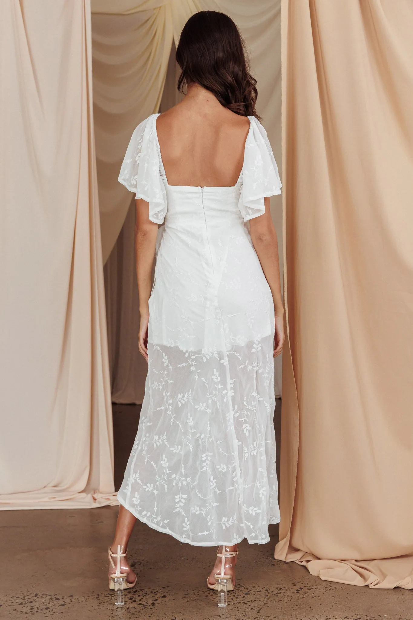 Aphrodite Molded Bust Angel Sleeve Midi Dress Floral White sold by Selfie Leslie product image thumbnail 2