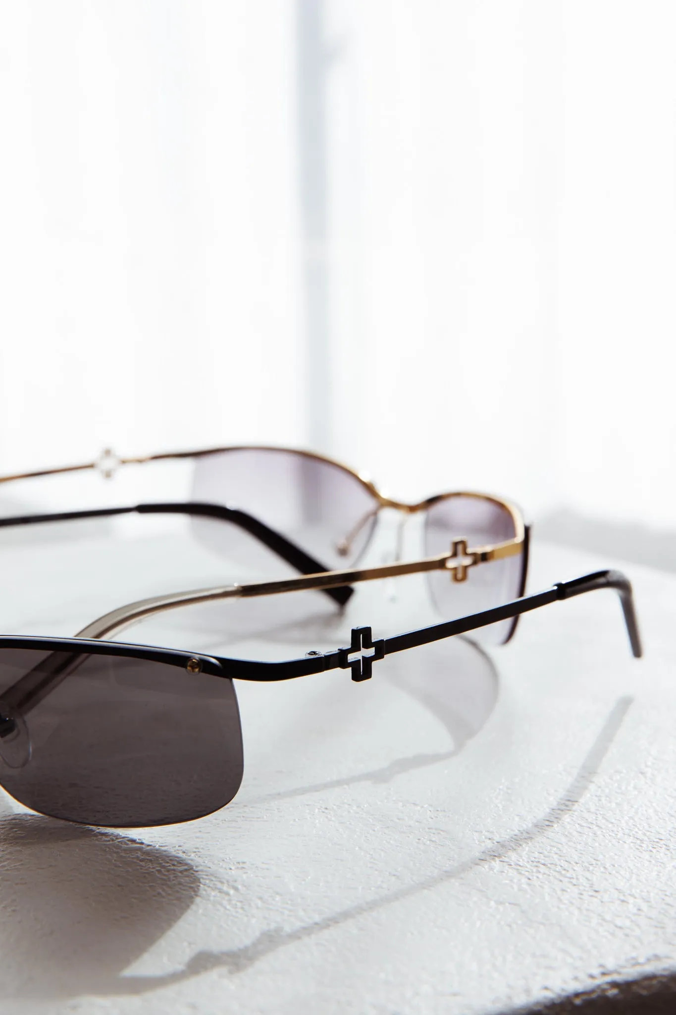 Peta And Jain Zya Sunglasses Black sold by Selfie Leslie product image thumbnail 4