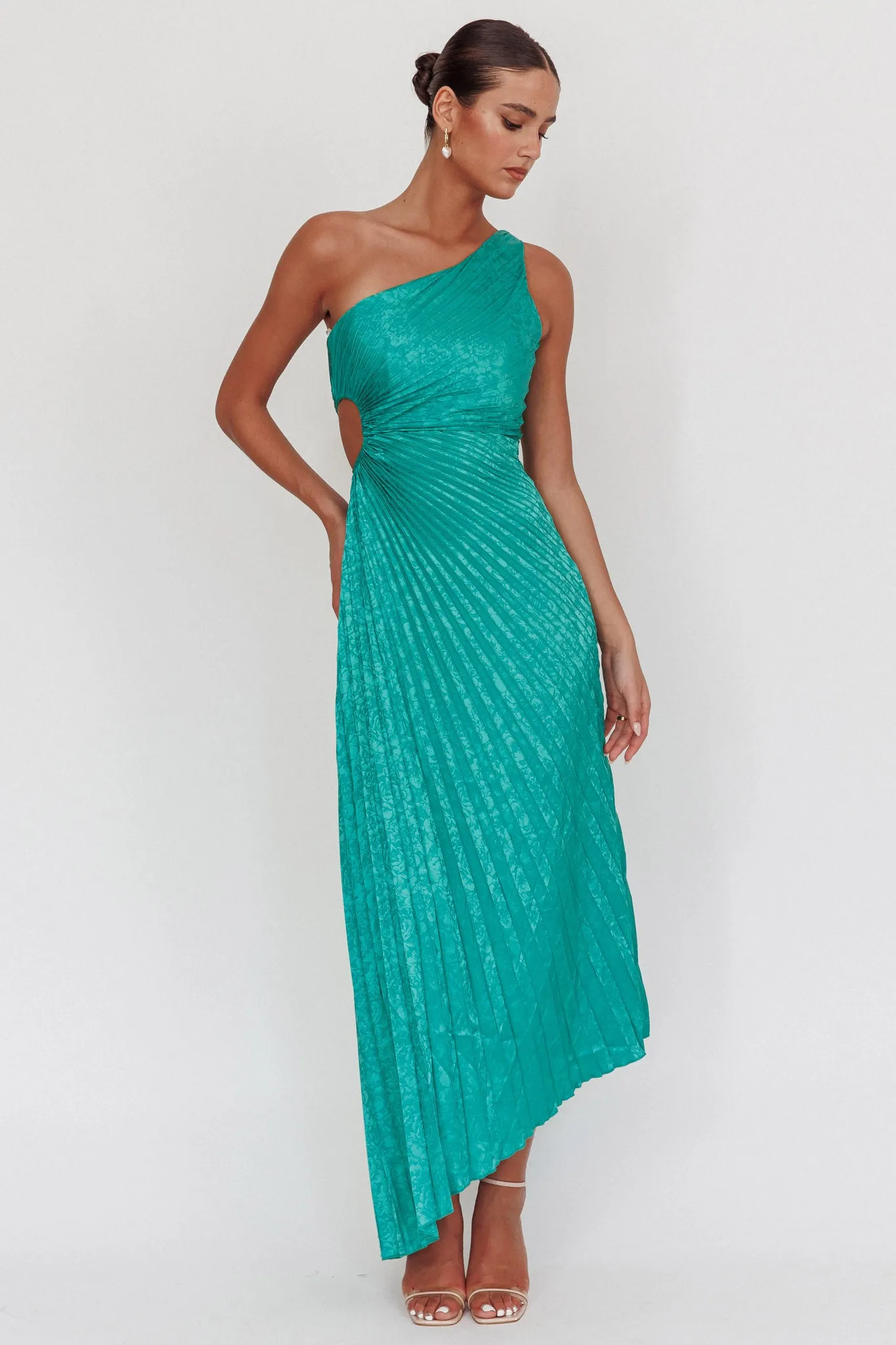 Amelie One-Shoulder Accordion Pleat Maxi Dress Kelly Green sold by Selfie Leslie product image thumbnail 5