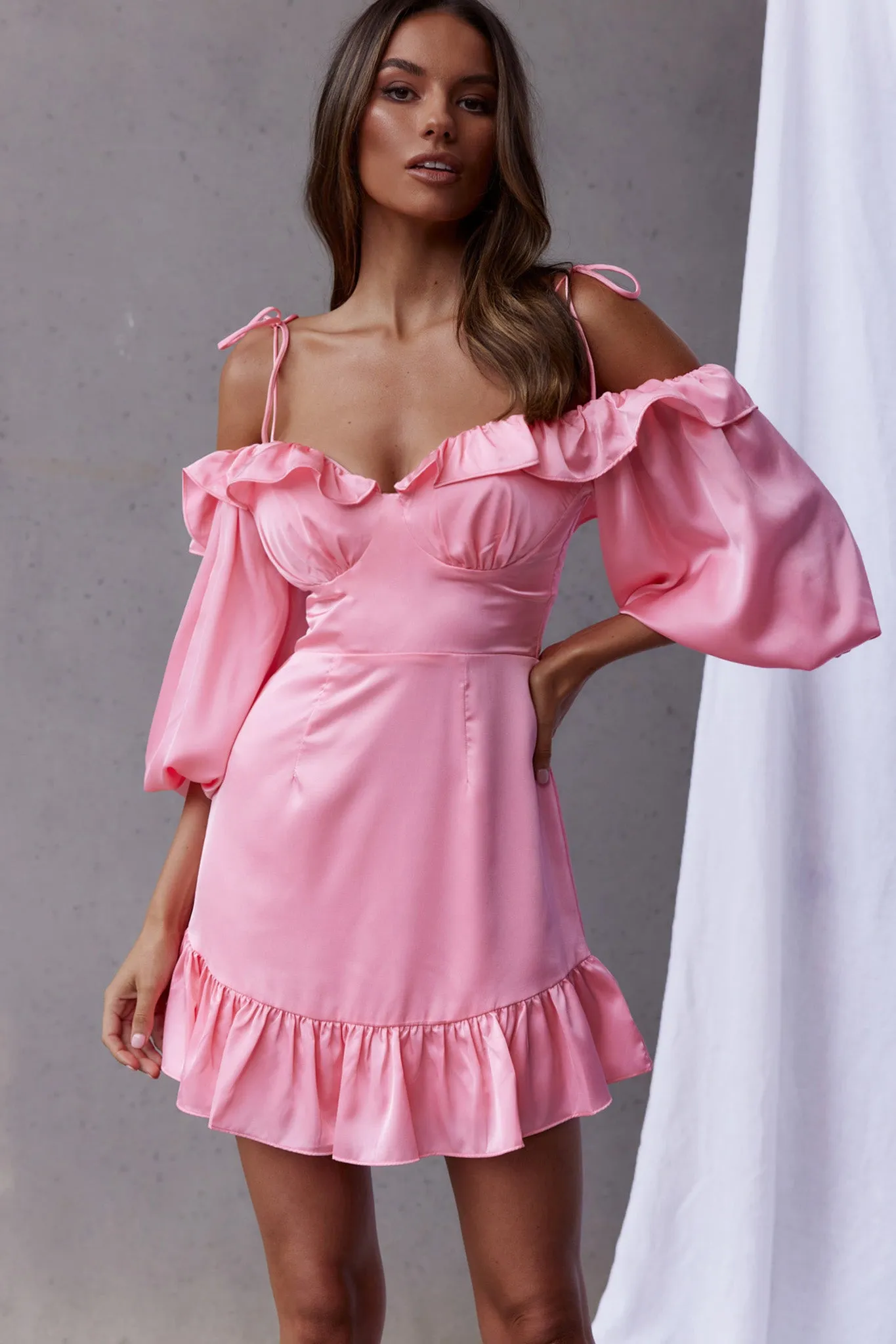 Ode To Love Sweetheart Neckline Balloon Sleeve Dress Pink sold by Selfie Leslie product image thumbnail 5