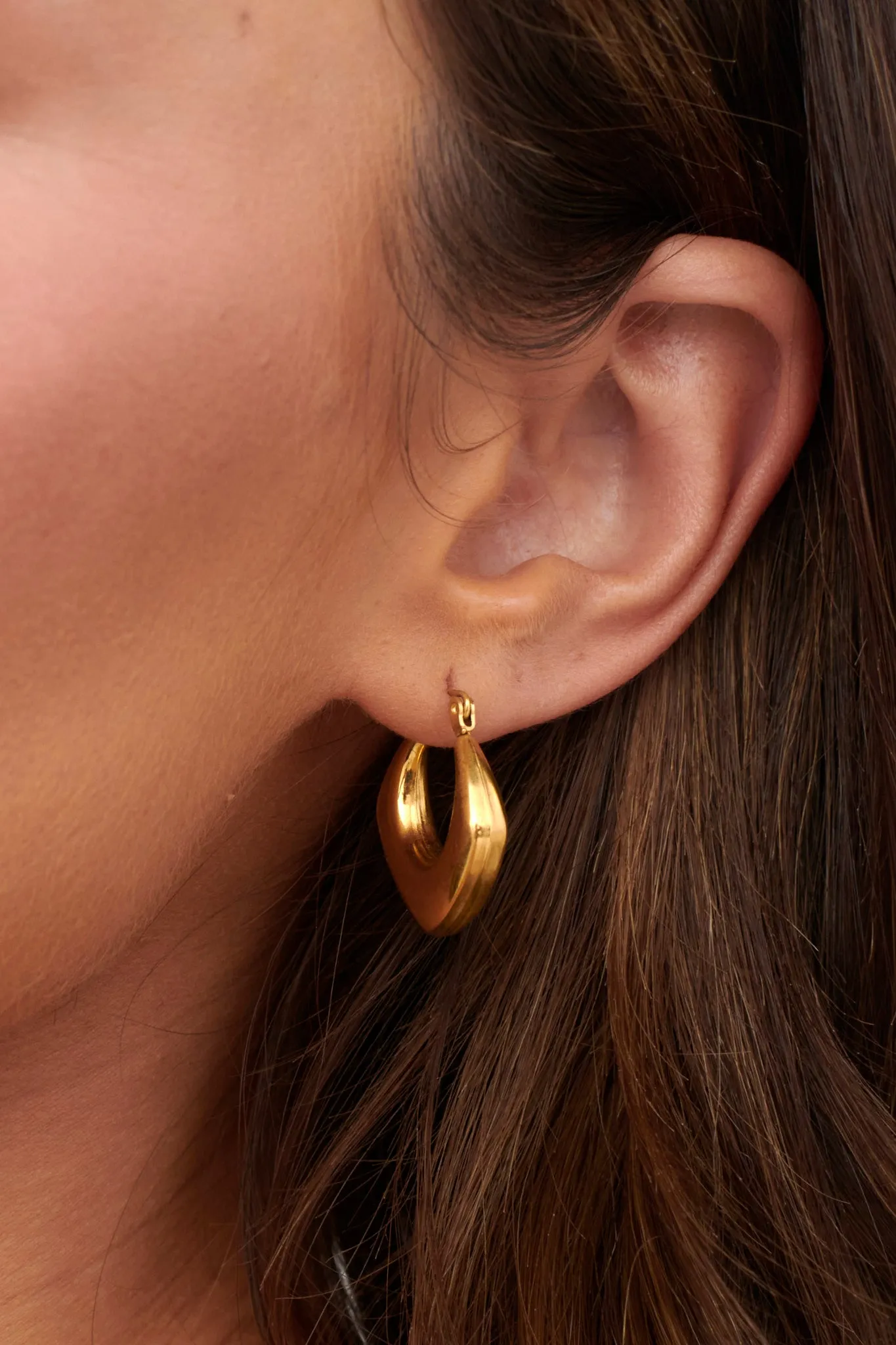 Tilly Geometric Huggie Earrings Gold sold by Selfie Leslie product image thumbnail 4