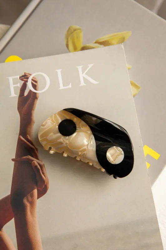 Yin Yang Hair Clip Black sold by Selfie Leslie