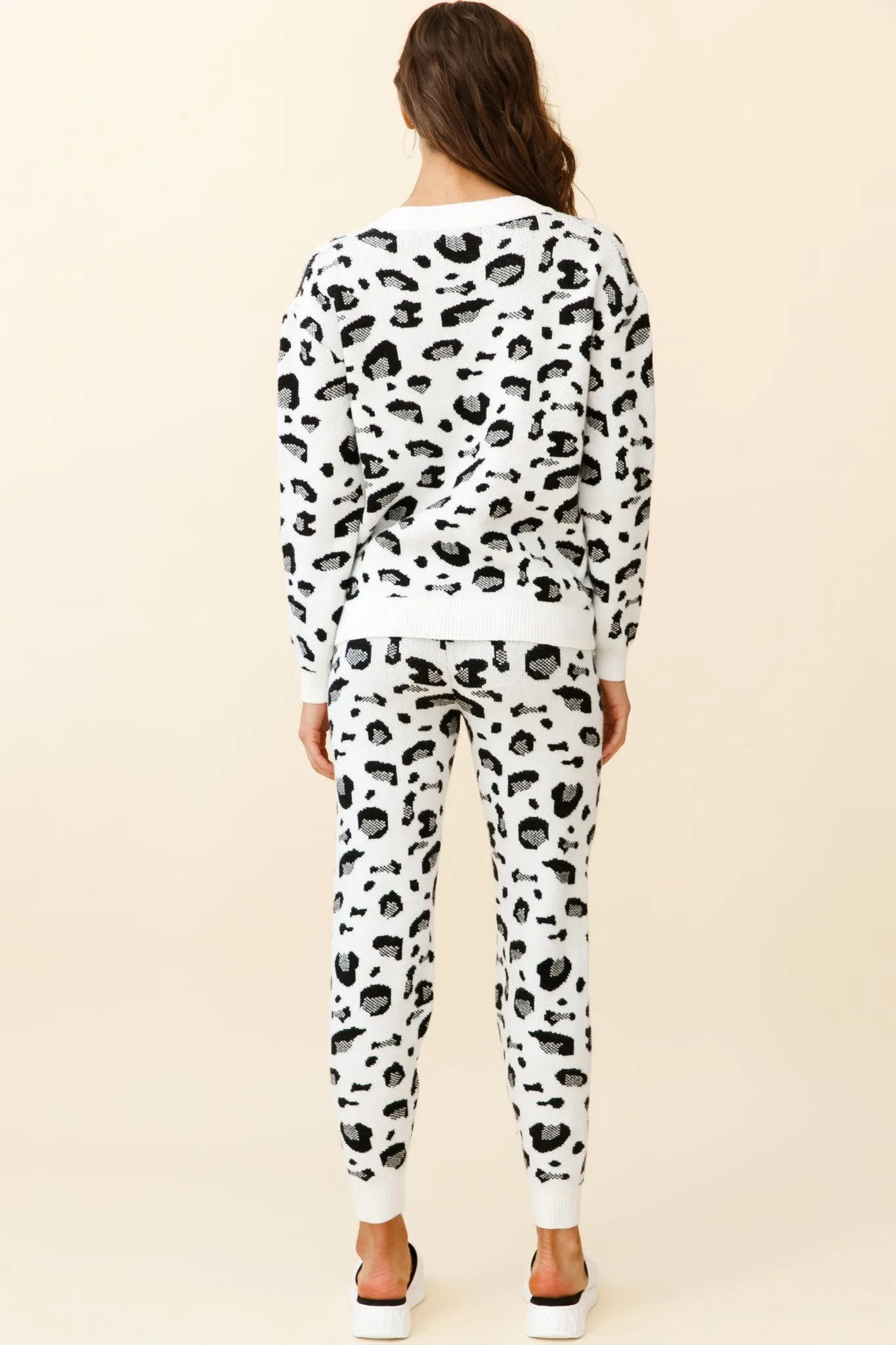 Chase The Moon V-Neck Sweater & Pants Set White Leopard Print sold by Selfie Leslie product image thumbnail 3