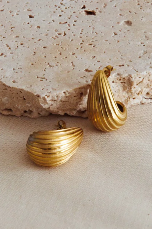 Melonie Striped Ridged Earrings Gold sold by Selfie Leslie