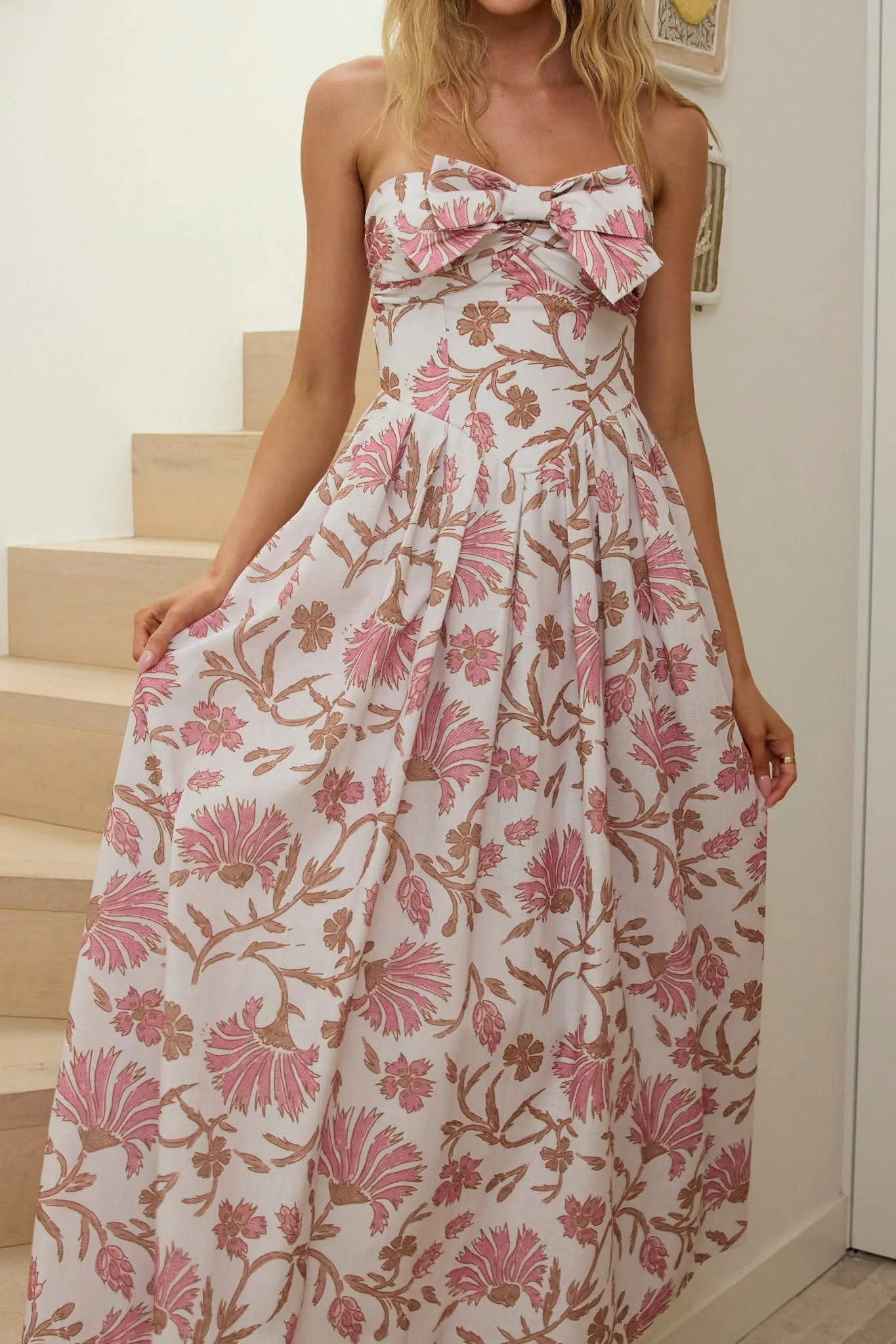 Summer Field Bow Bust Maxi Dress Floral Beige sold by Selfie Leslie product image thumbnail 4